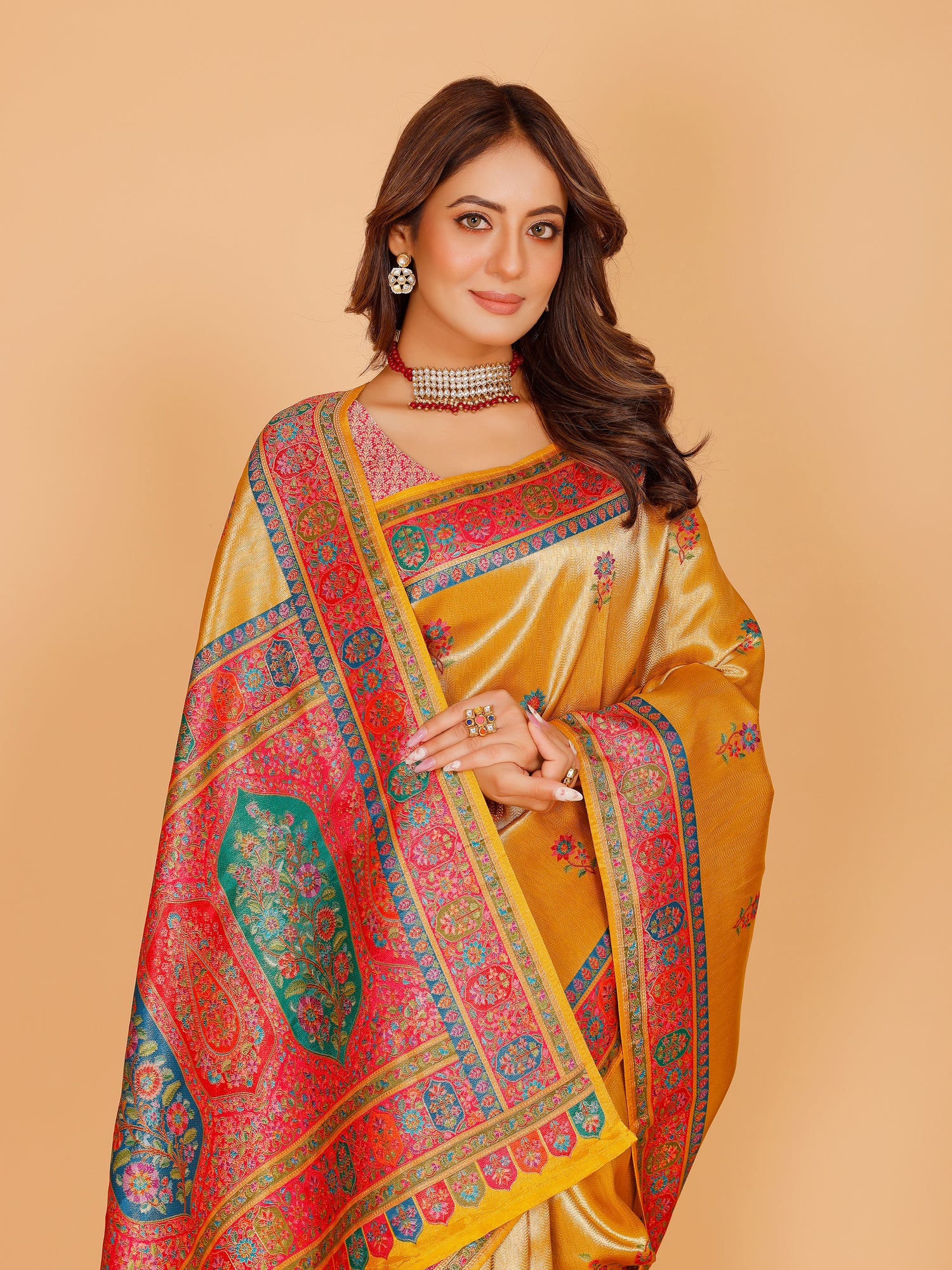 Aarohi Saree