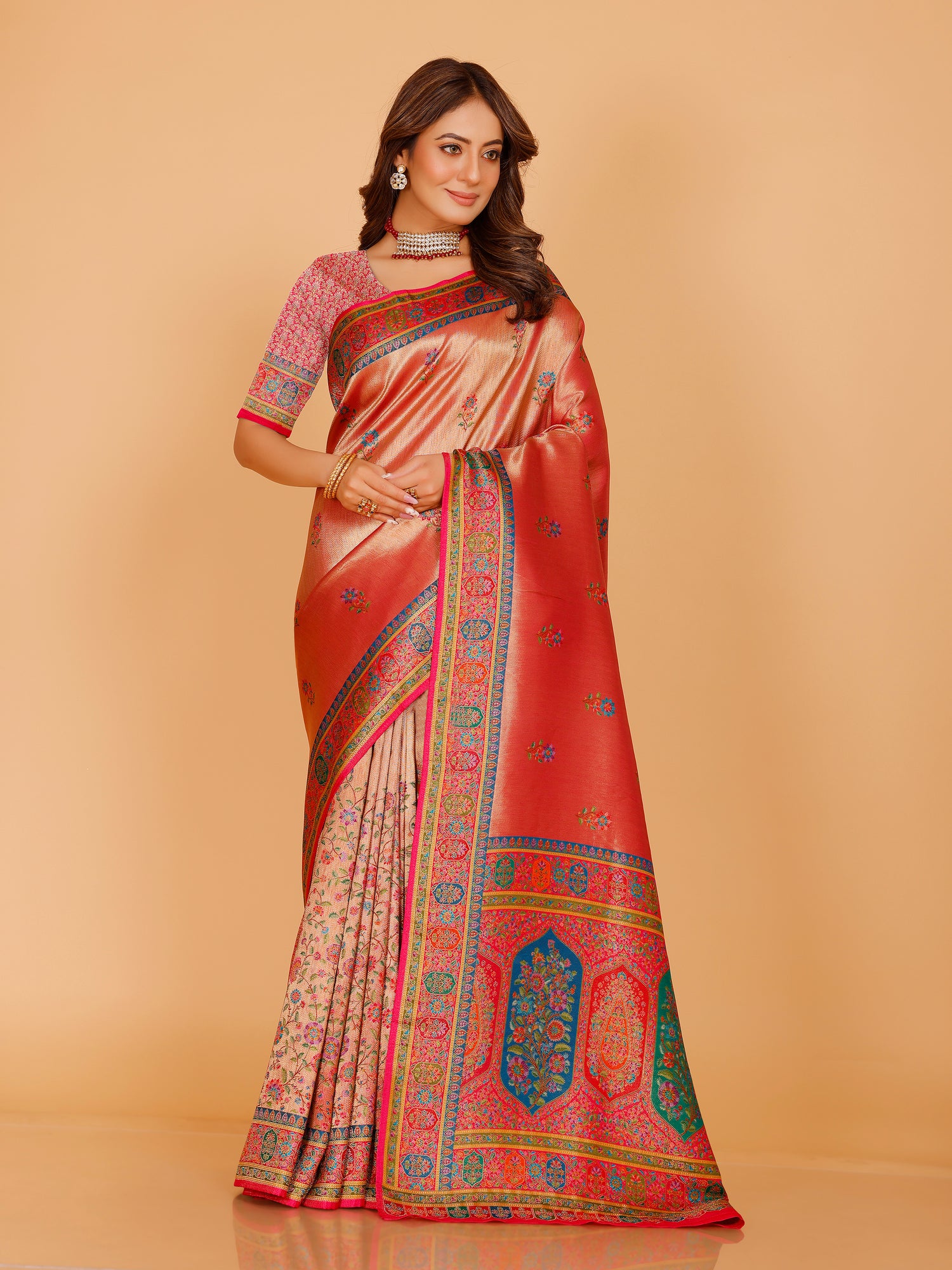 Aarohi Saree