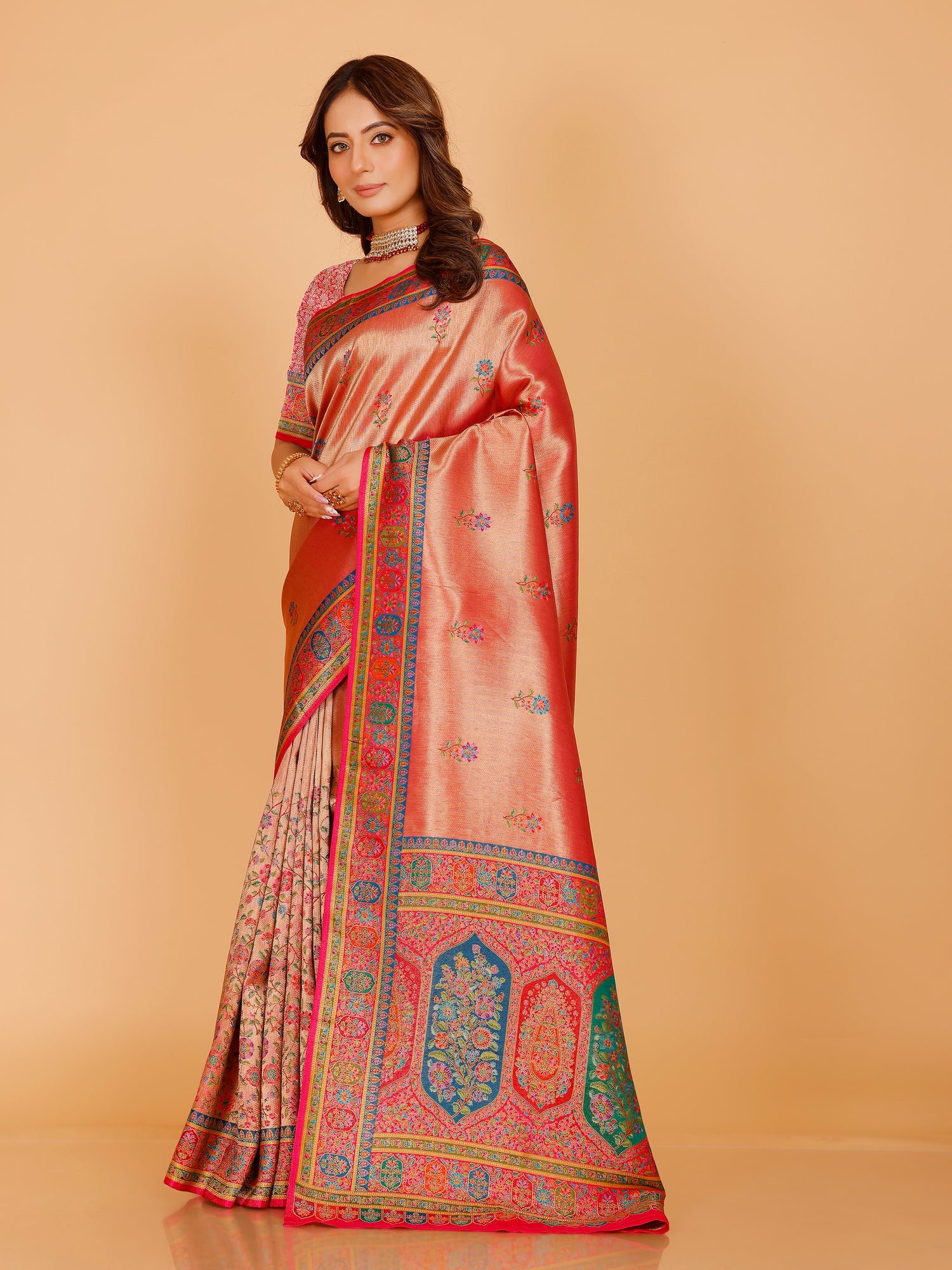 Aarohi Saree