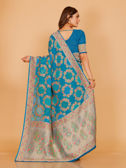 Saavi Saree