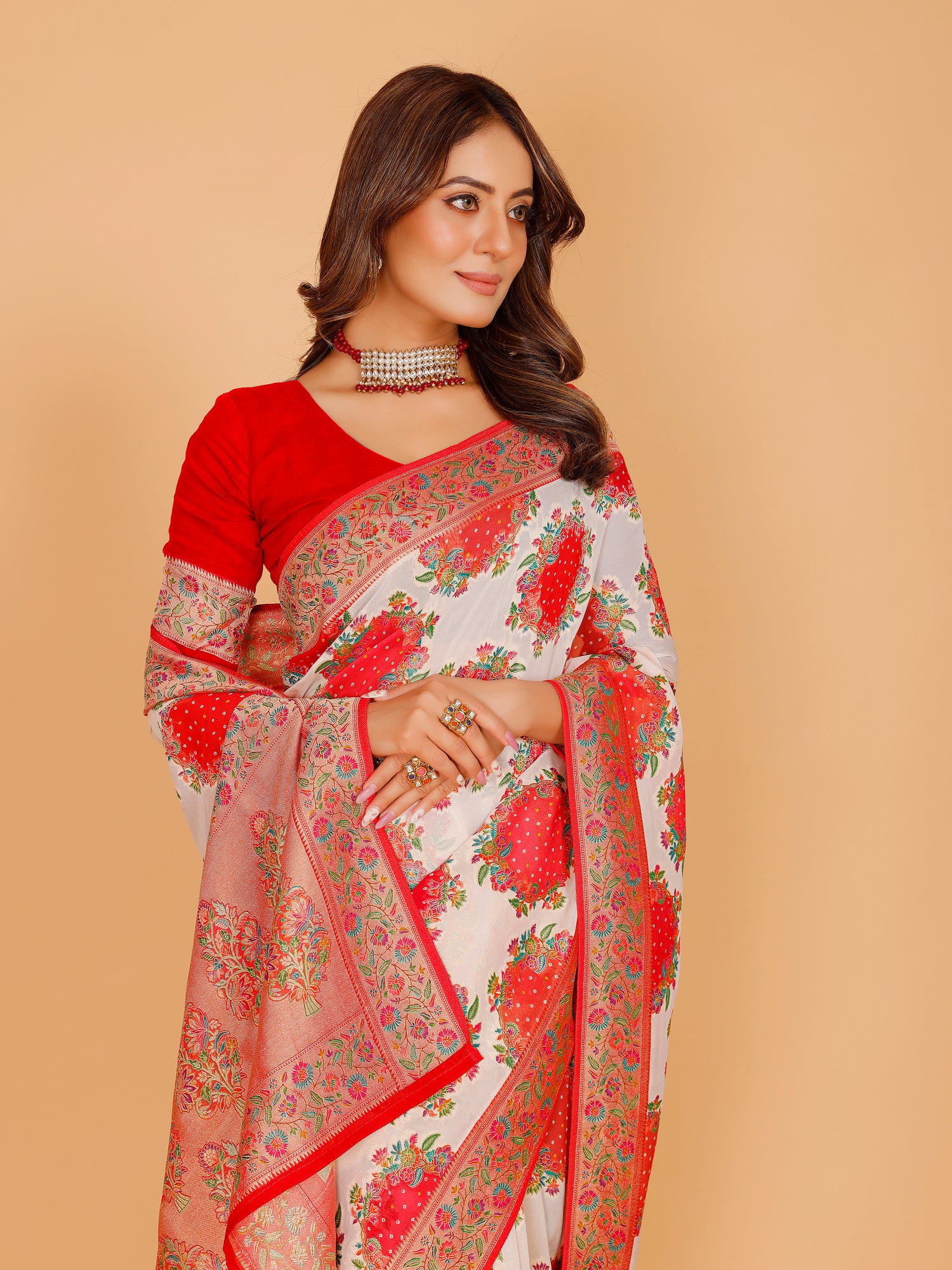 Saavi Saree