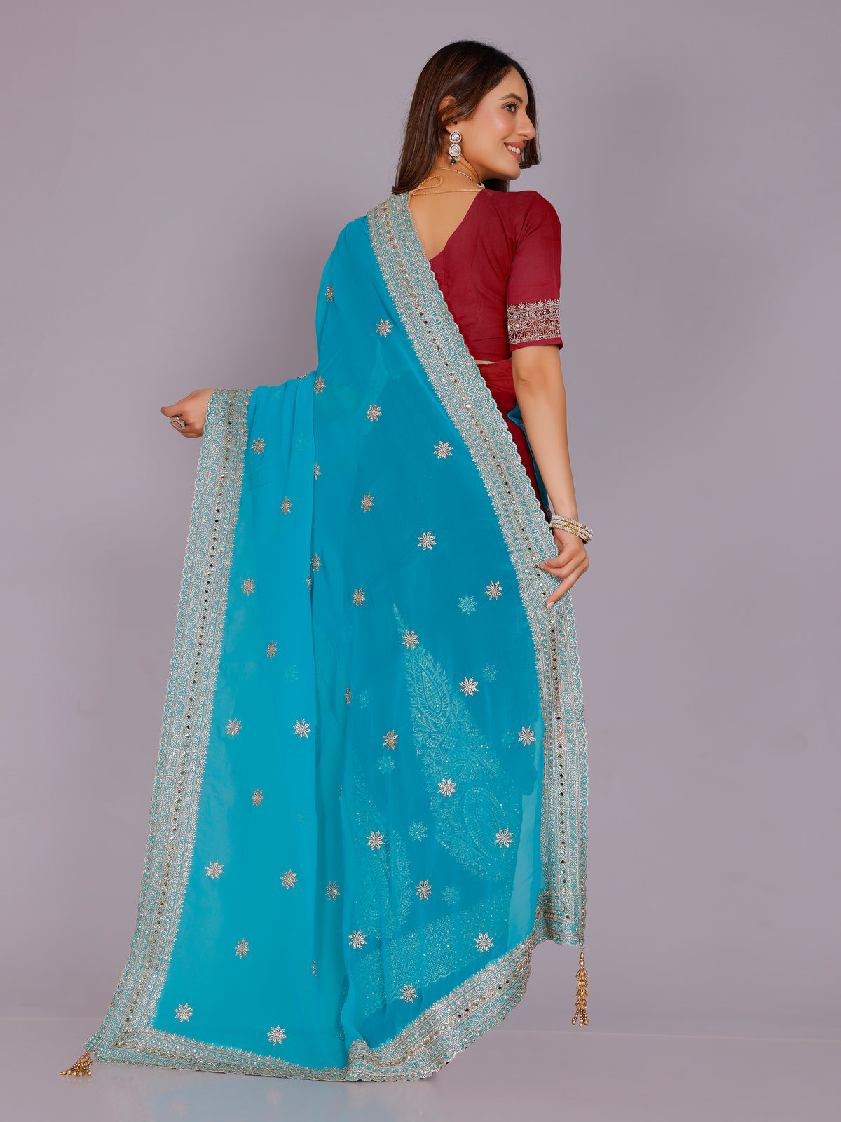 Avira Georgette Embroidered Saree