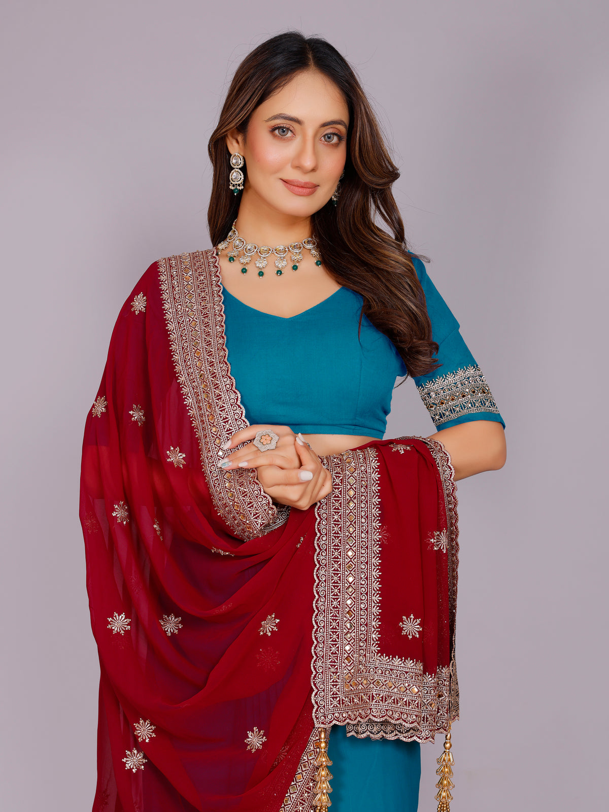 Avira Georgette Embroidered Saree