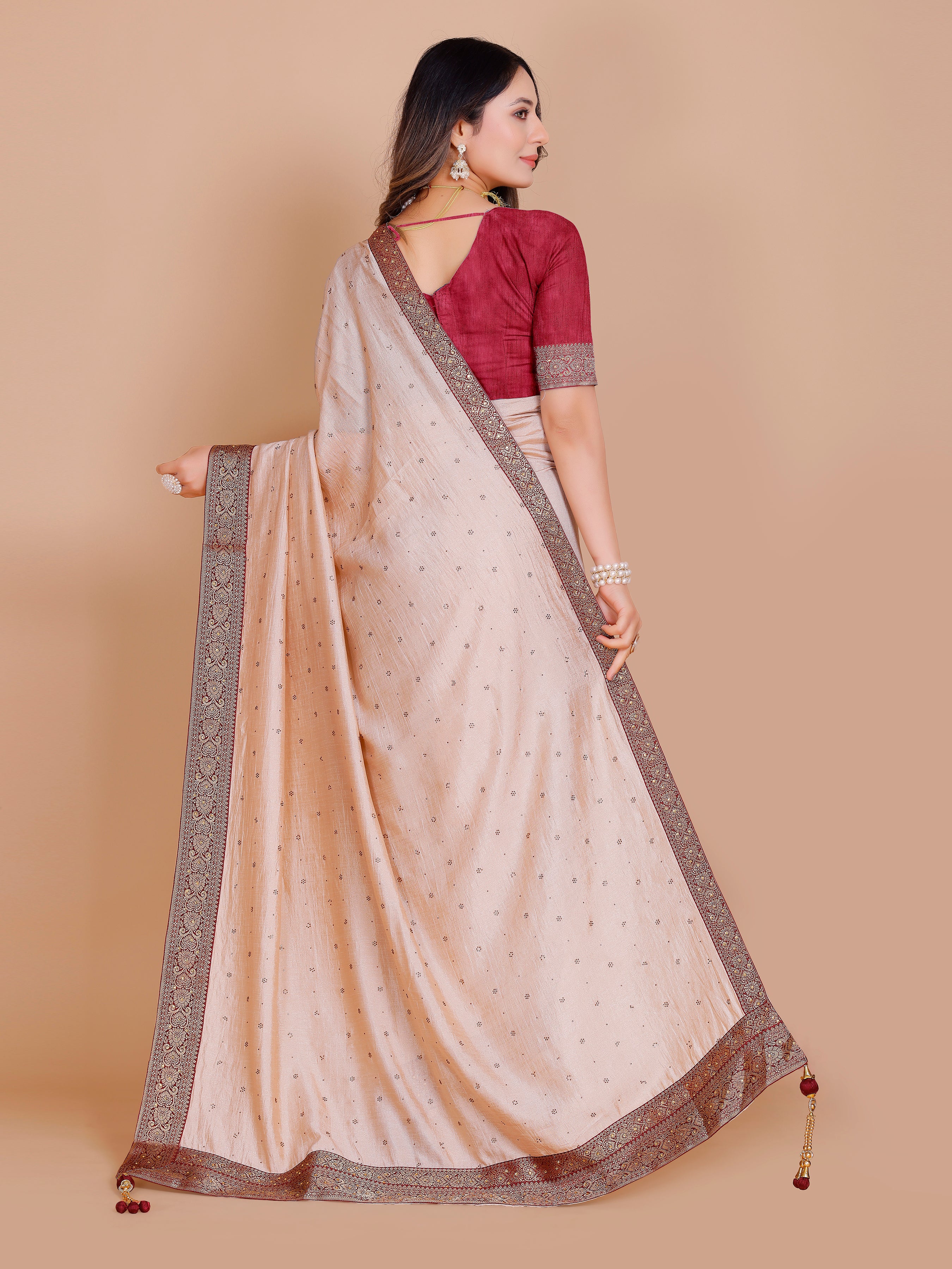Anushka Saree - Roop Darshan