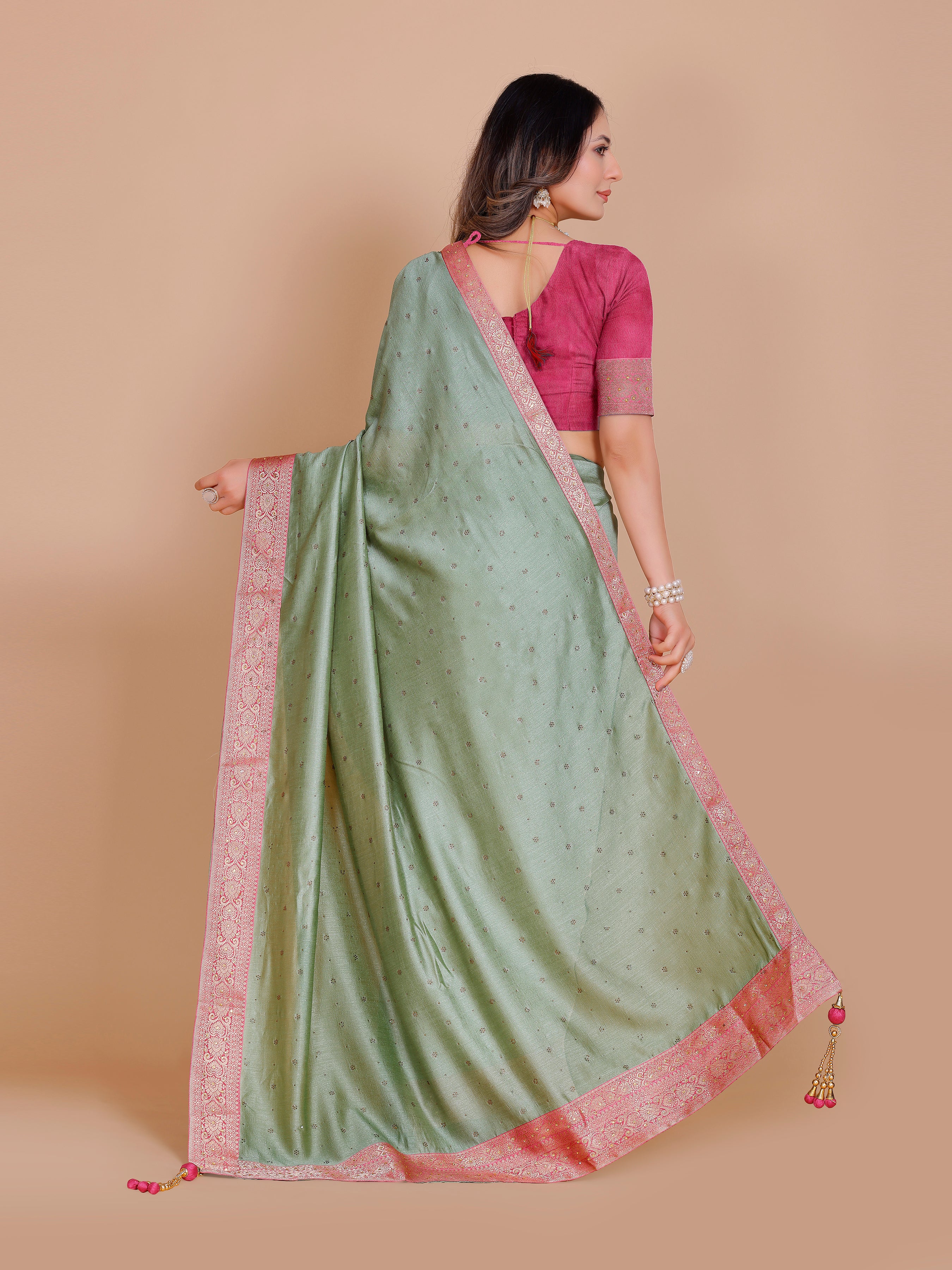 Anushka Saree - Roop Darshan