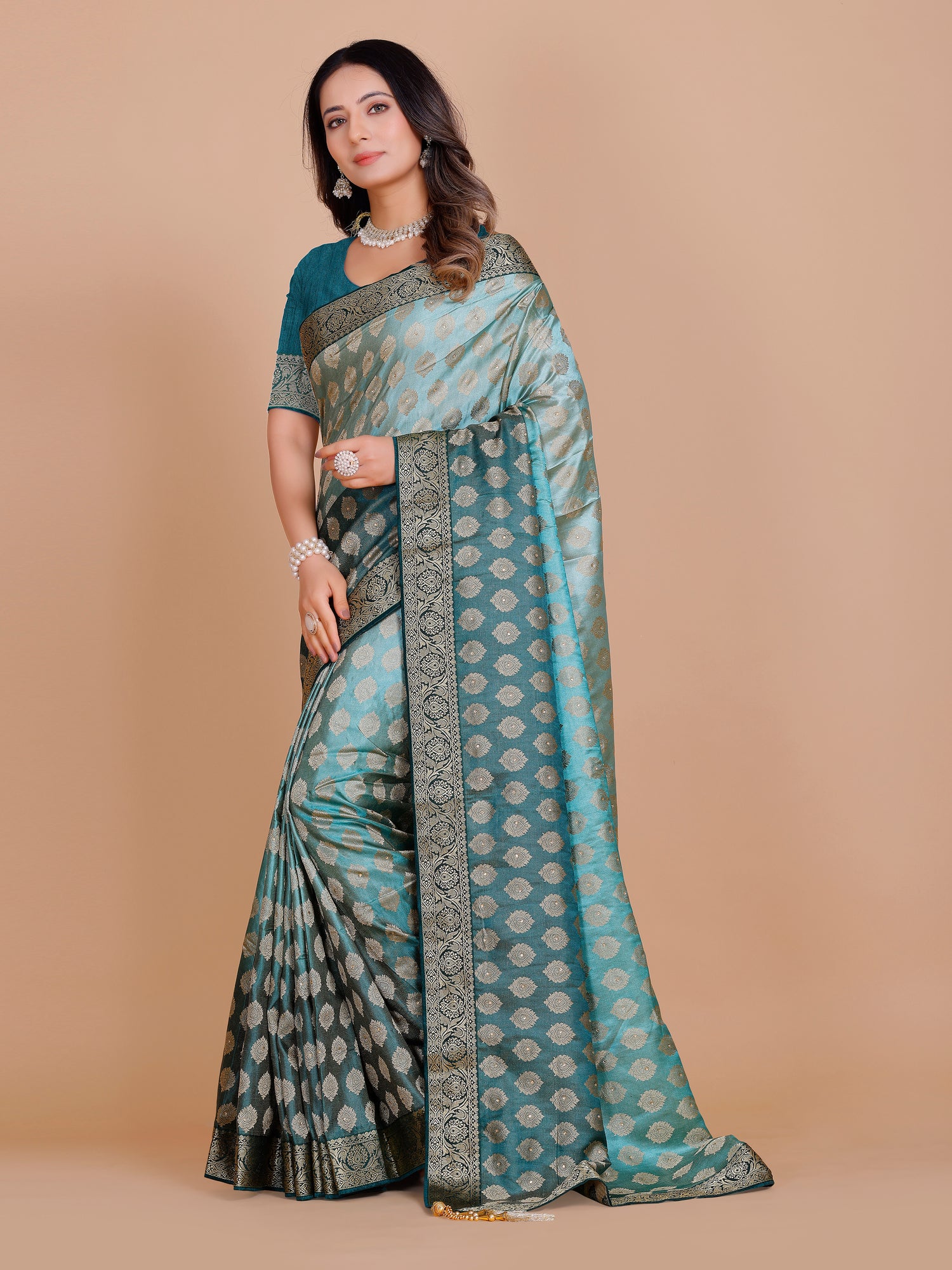 Aditi Saree