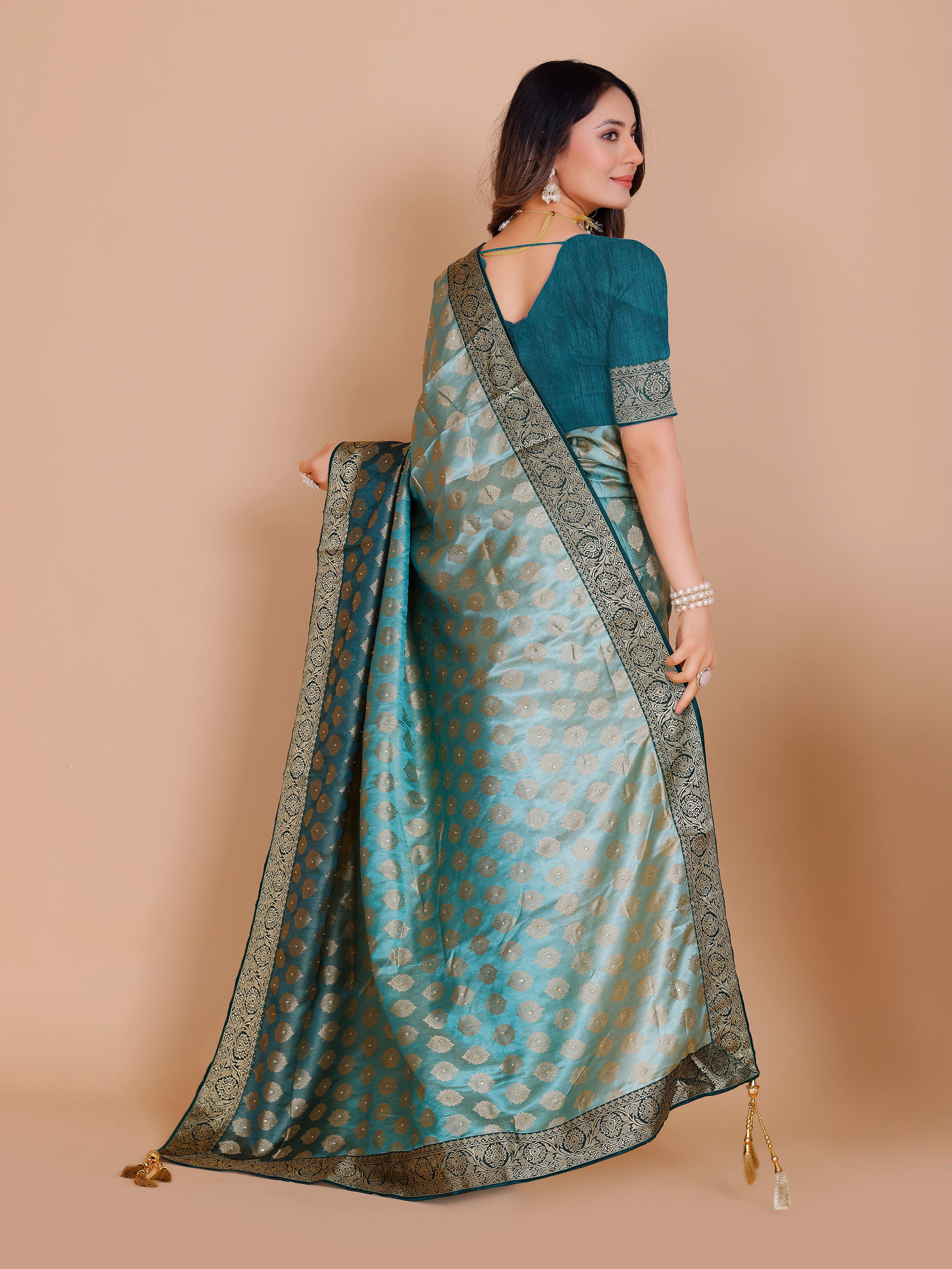 Aditi Saree