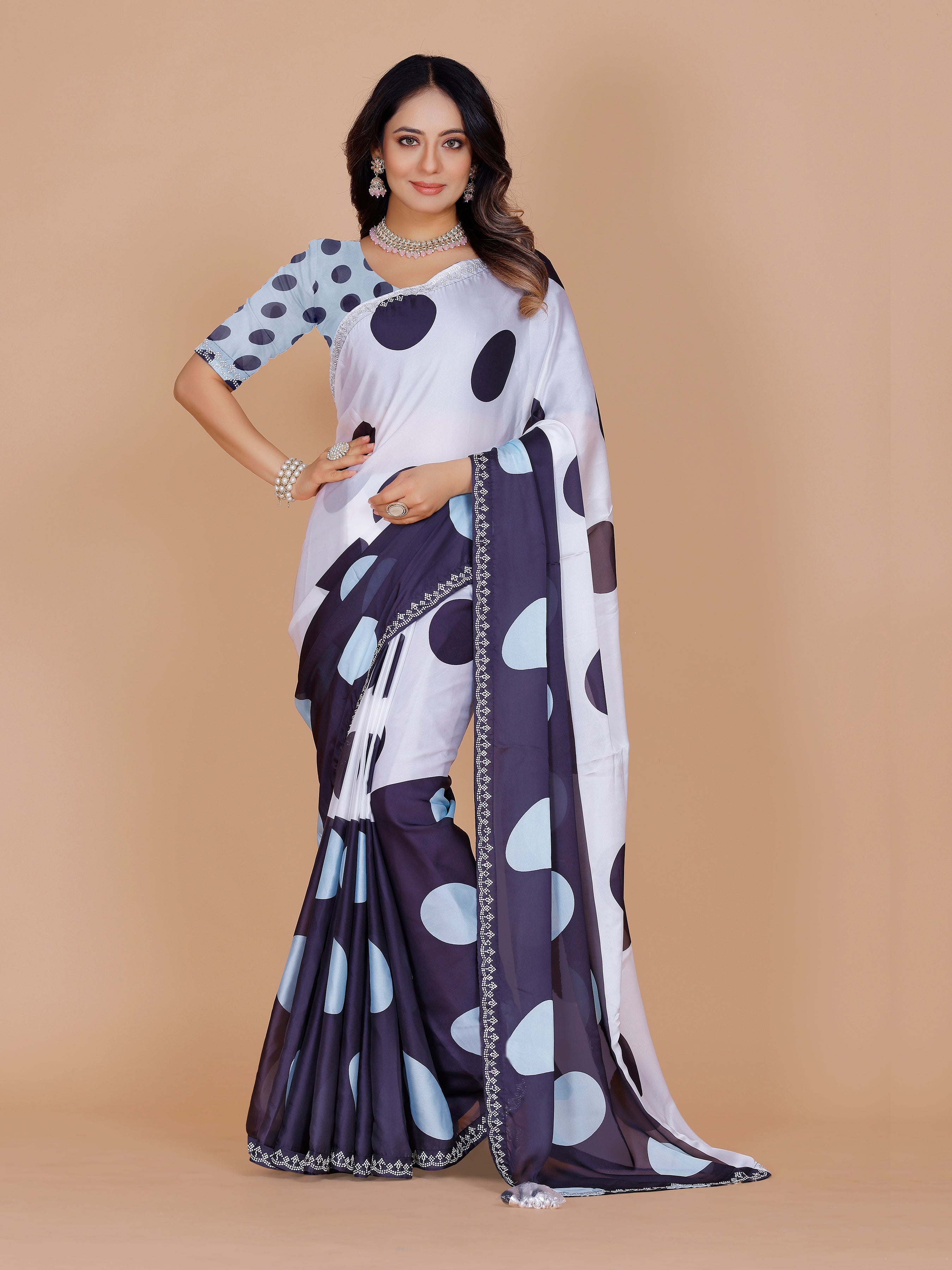 Shriya Saree - Roop Darshan