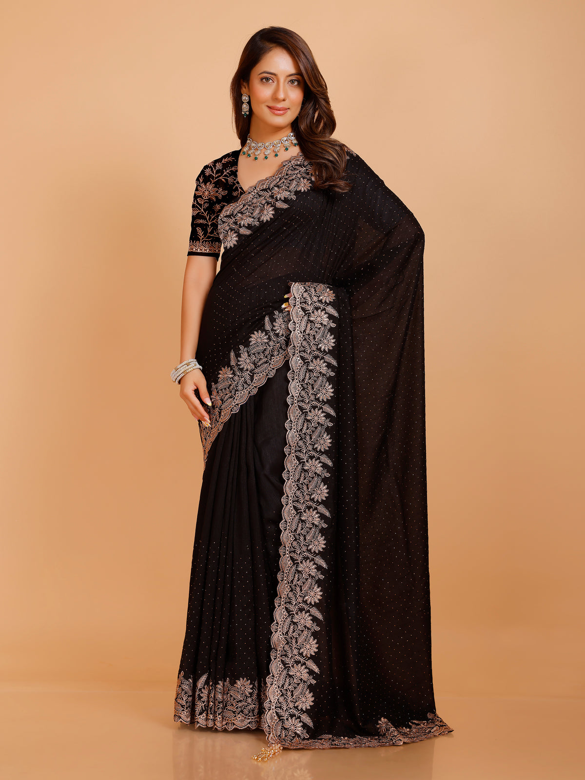 Shania Silk Saree - Roop Darshan