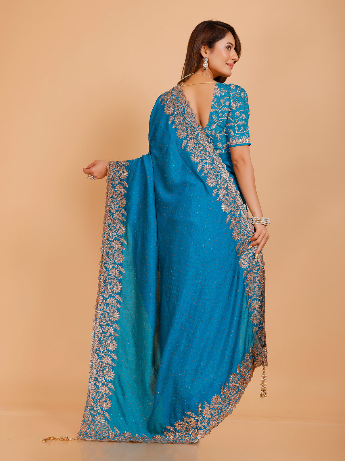 Shania Silk Saree - Roop Darshan