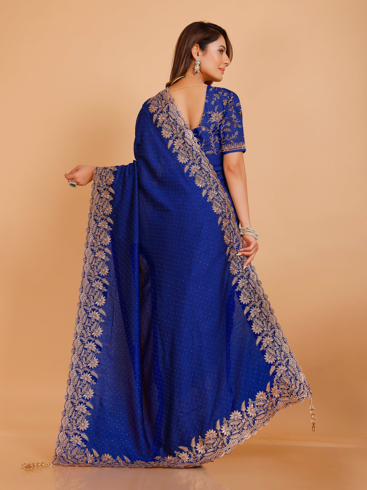 Shania Silk Saree - Roop Darshan
