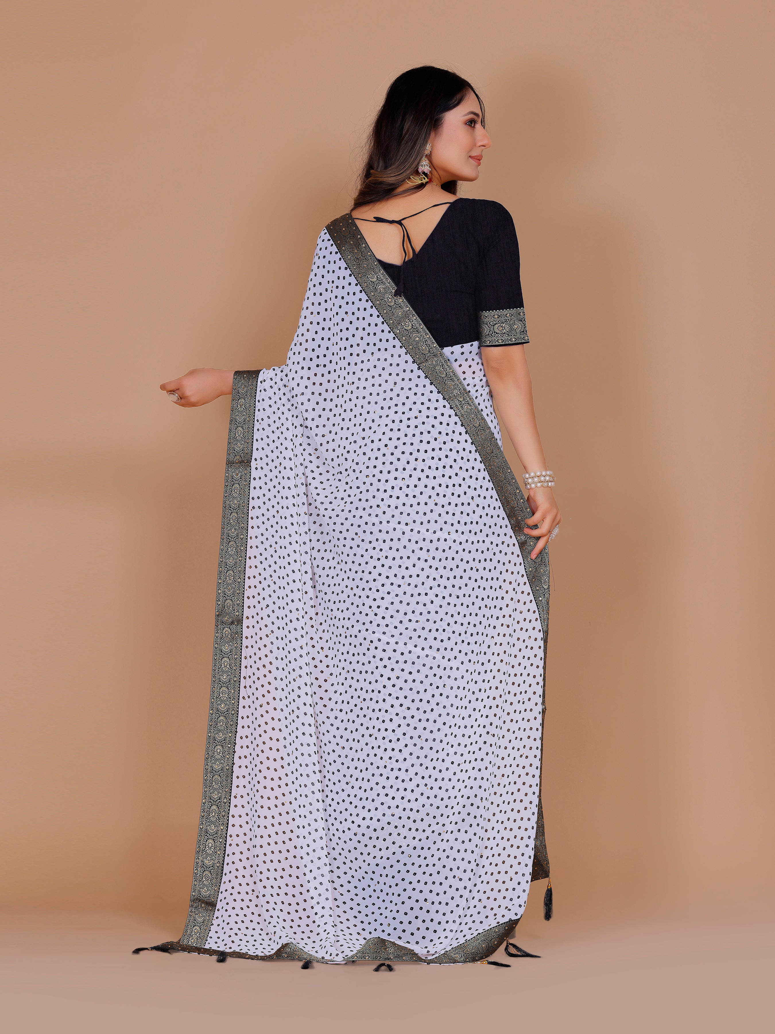 Abhira Saree - Roop Darshan