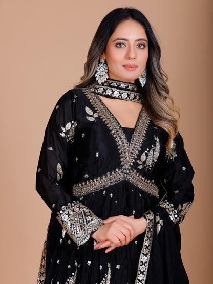 Zarina Gown With Dupatta - Roop Darshan