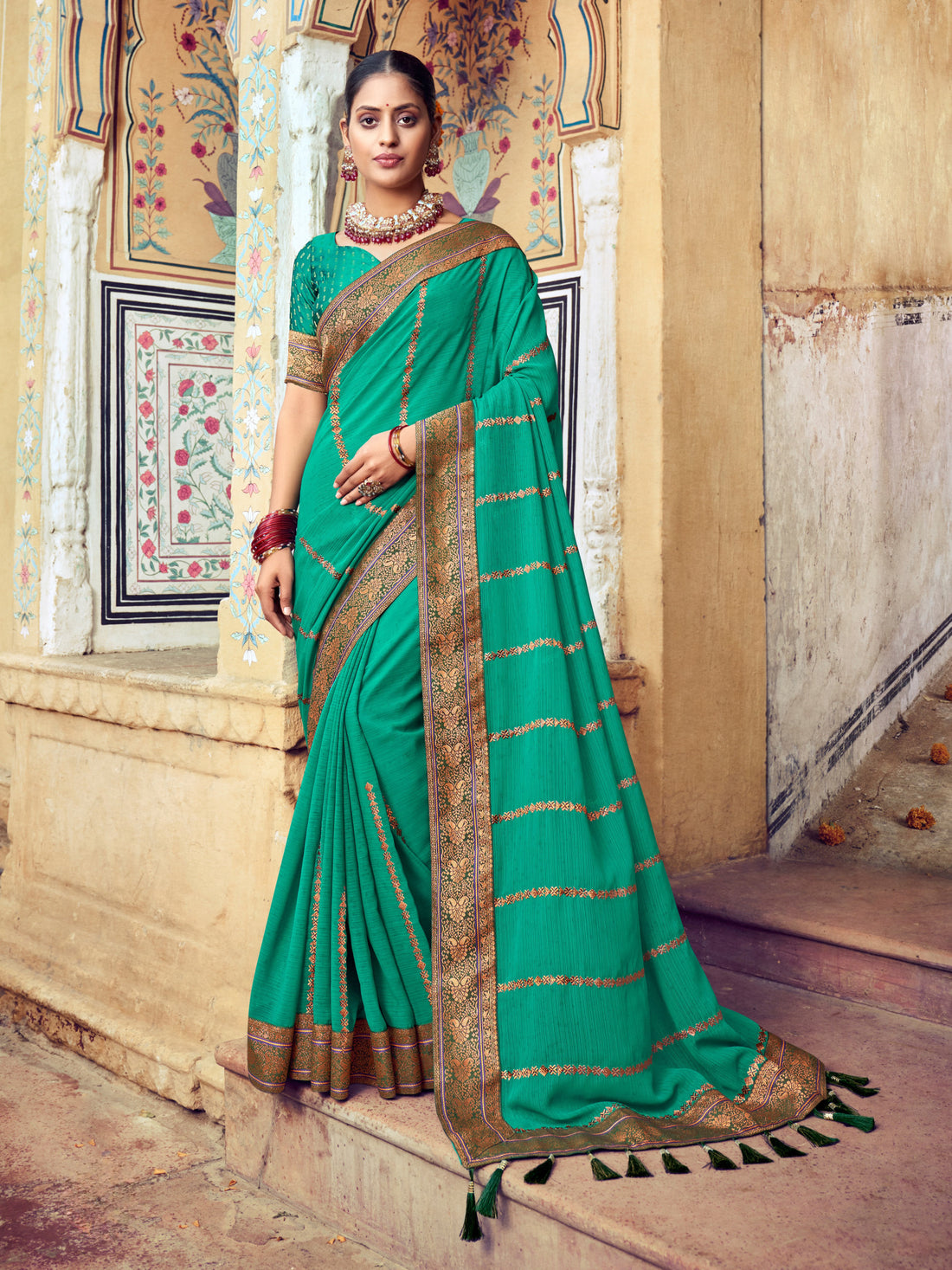Navya Saree