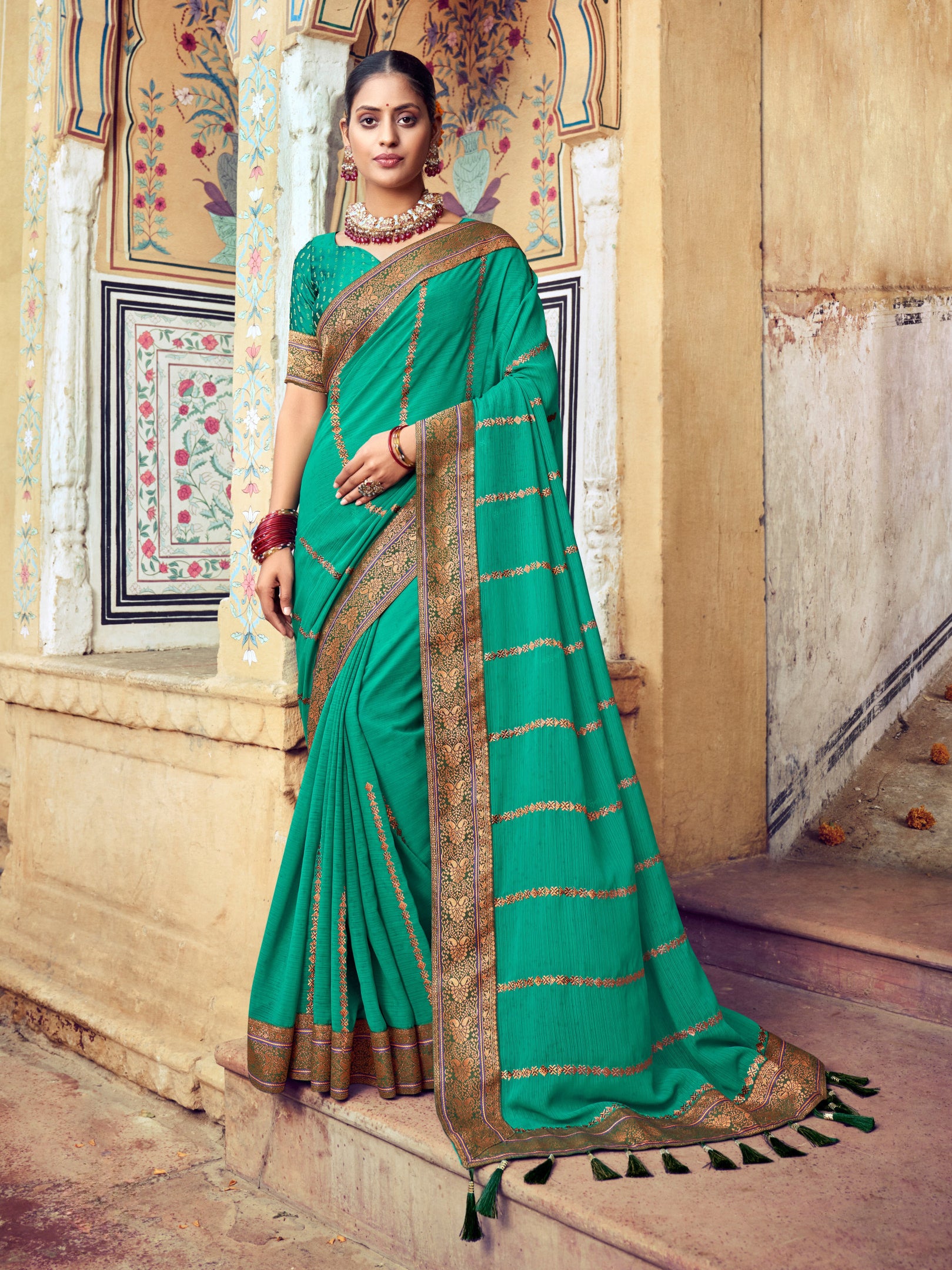 Navya Saree