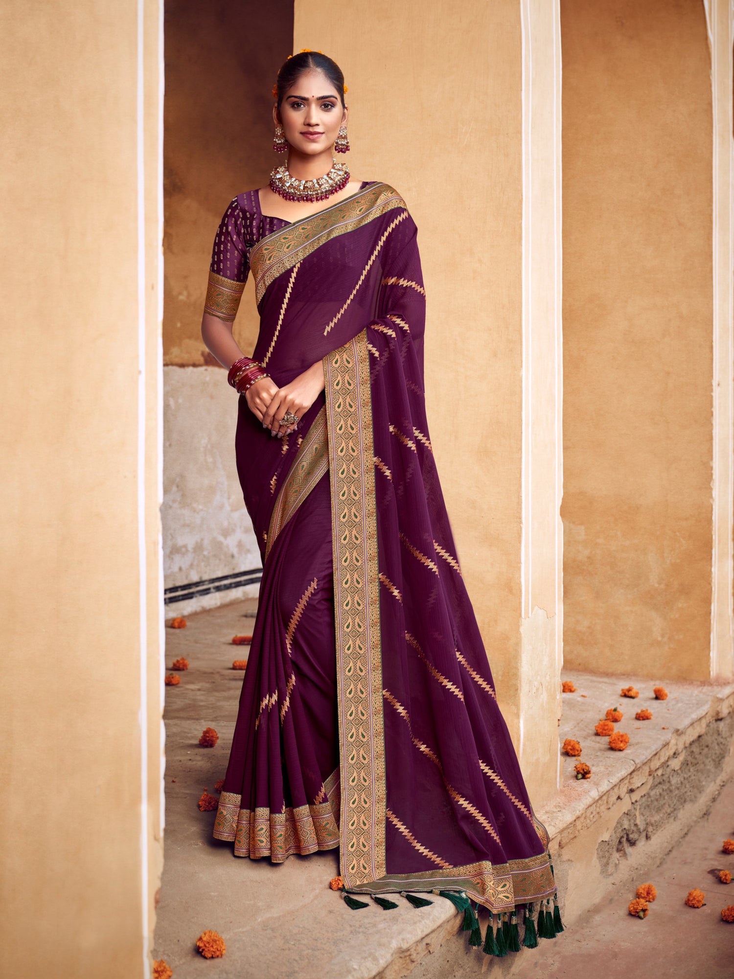 Navya Saree