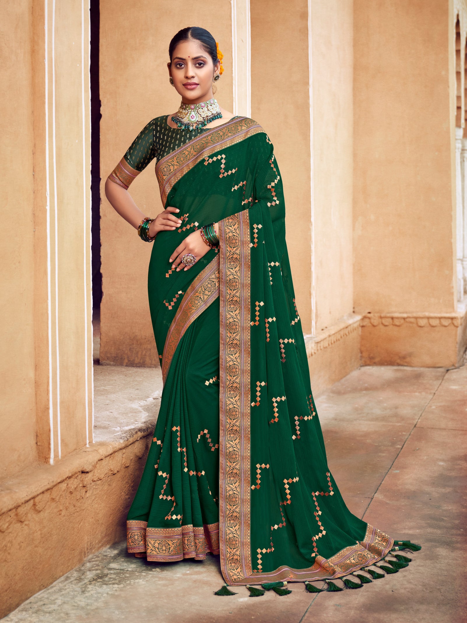 Navya Saree
