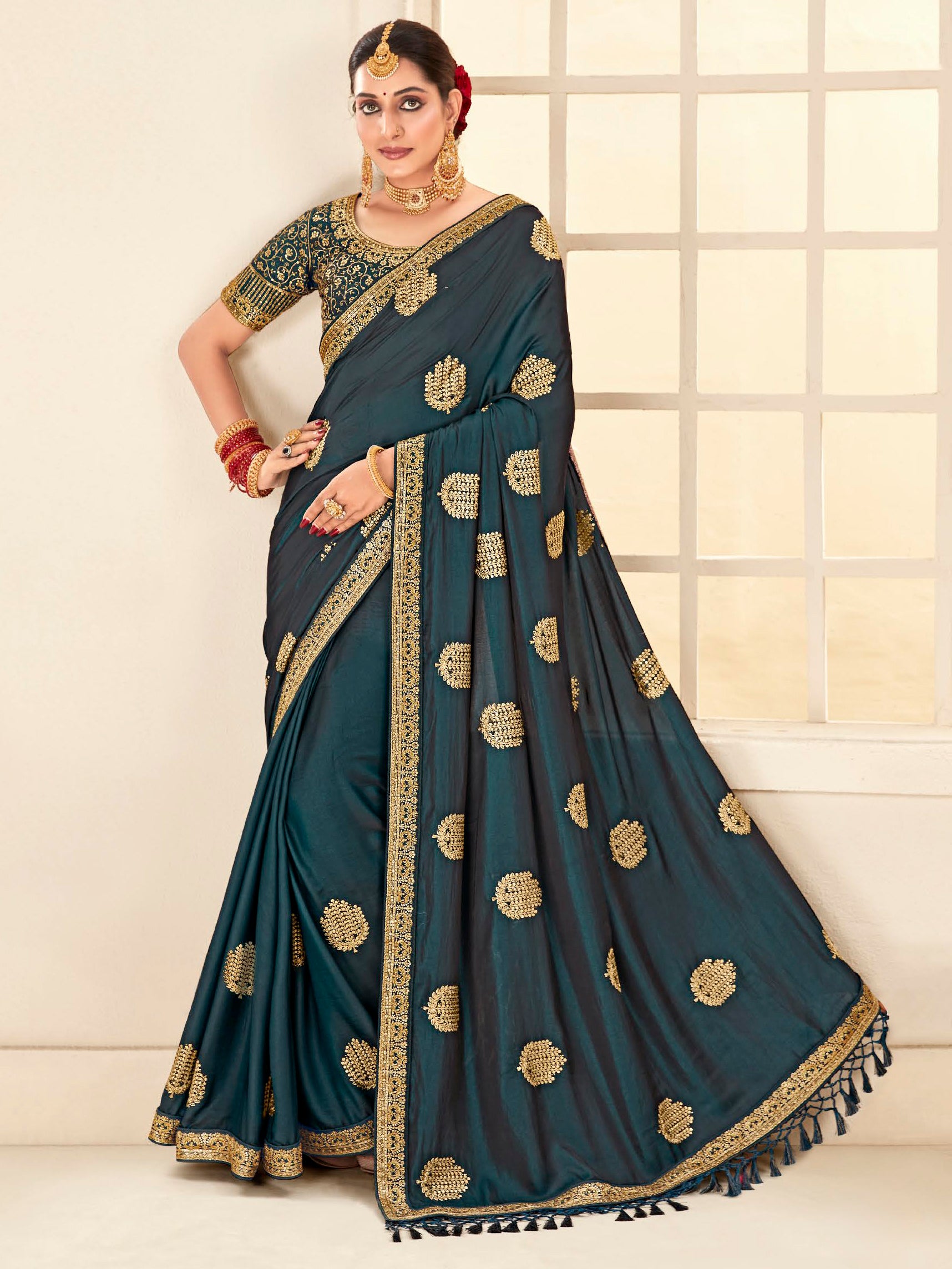 Niya Saree - Roop Darshan