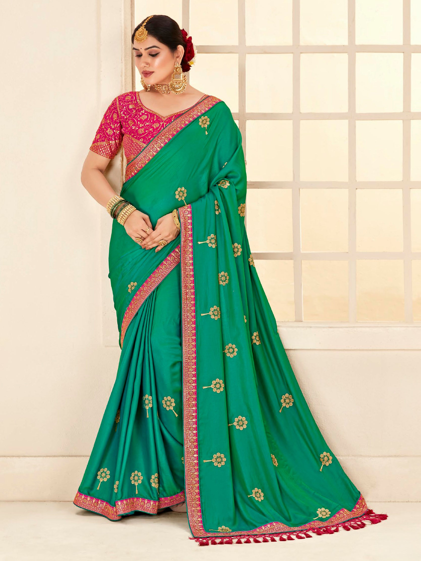 Niya Saree - Roop Darshan