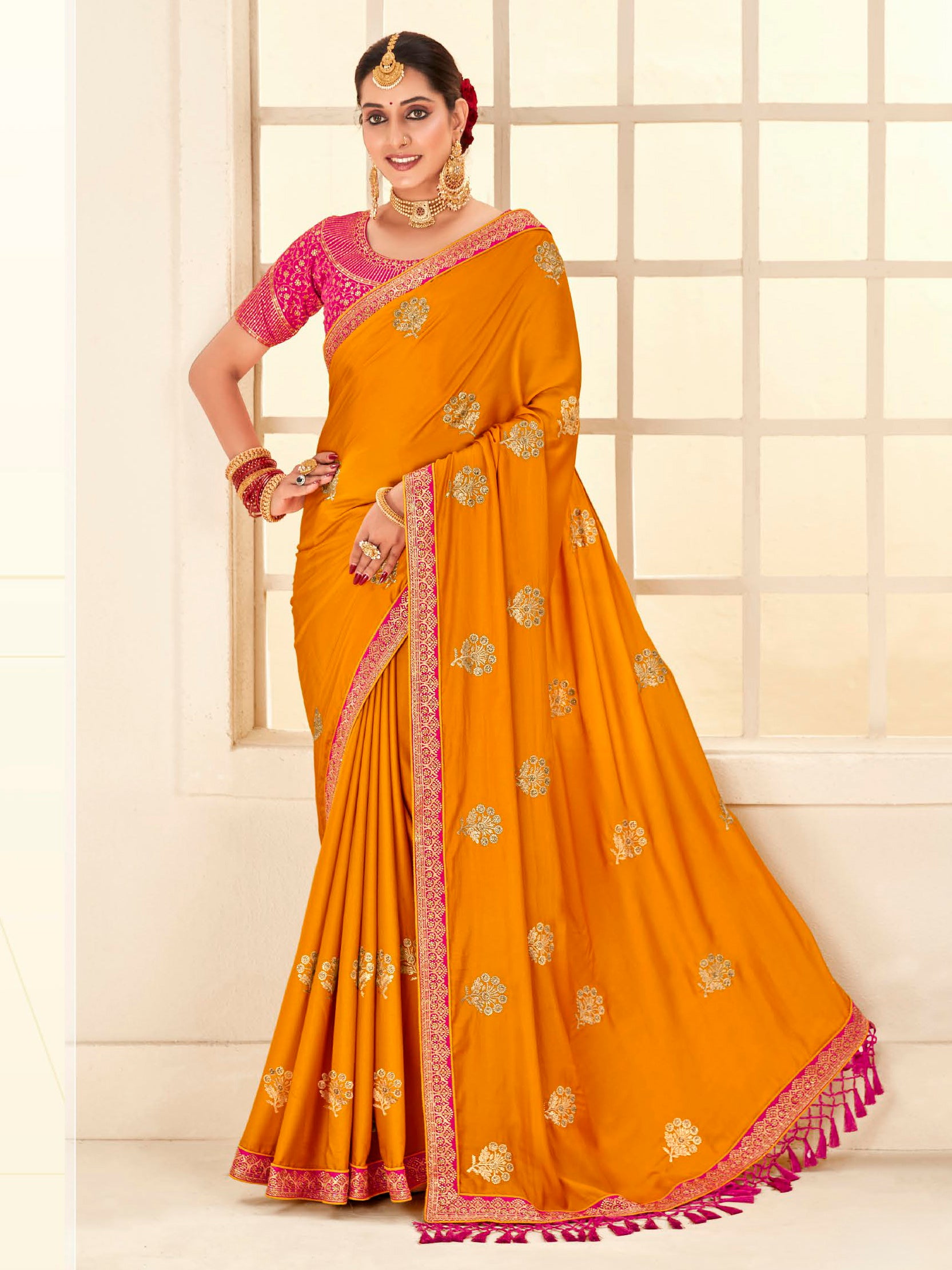 Niya Saree - Roop Darshan