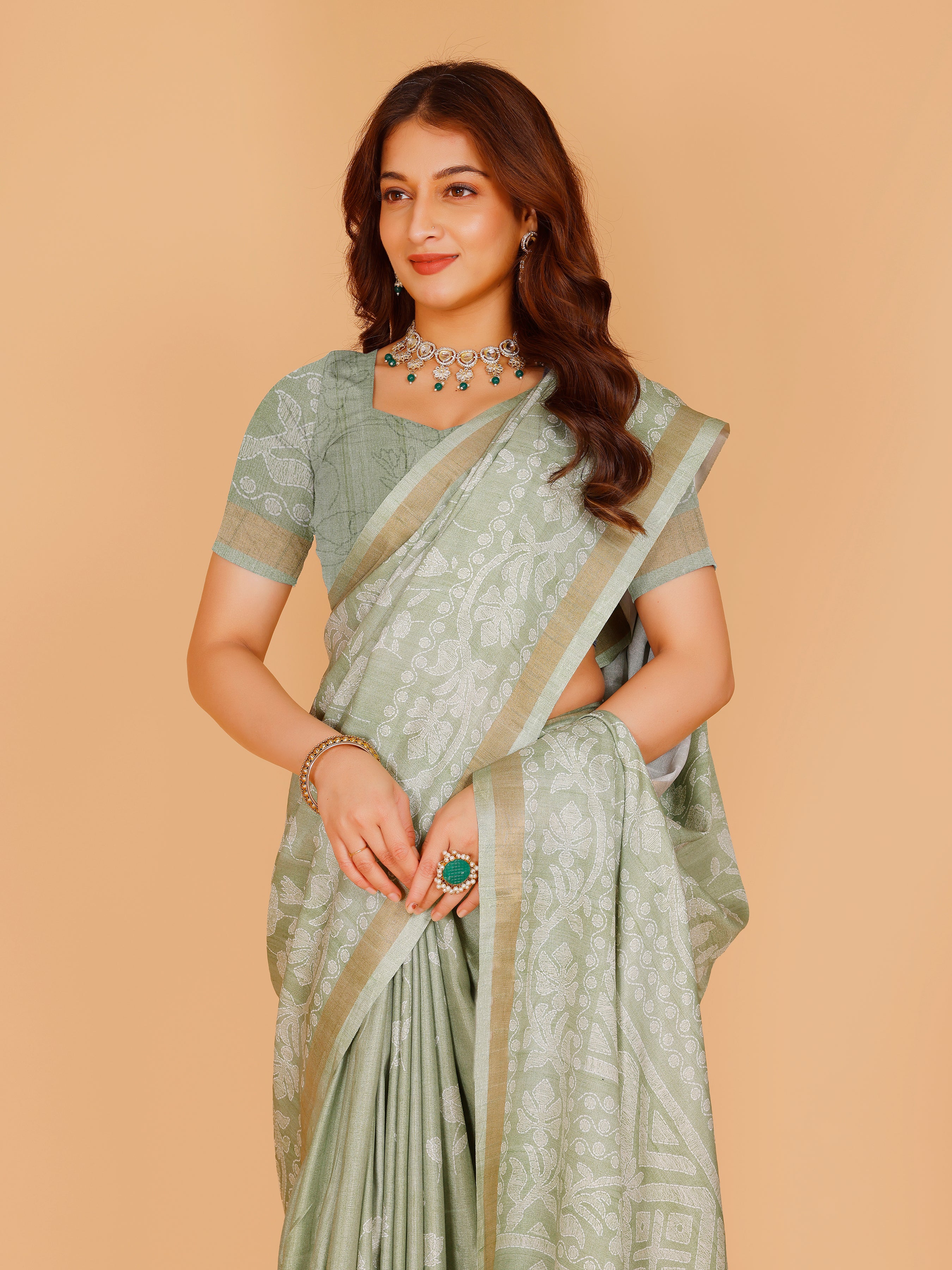 Vedanshi Saree