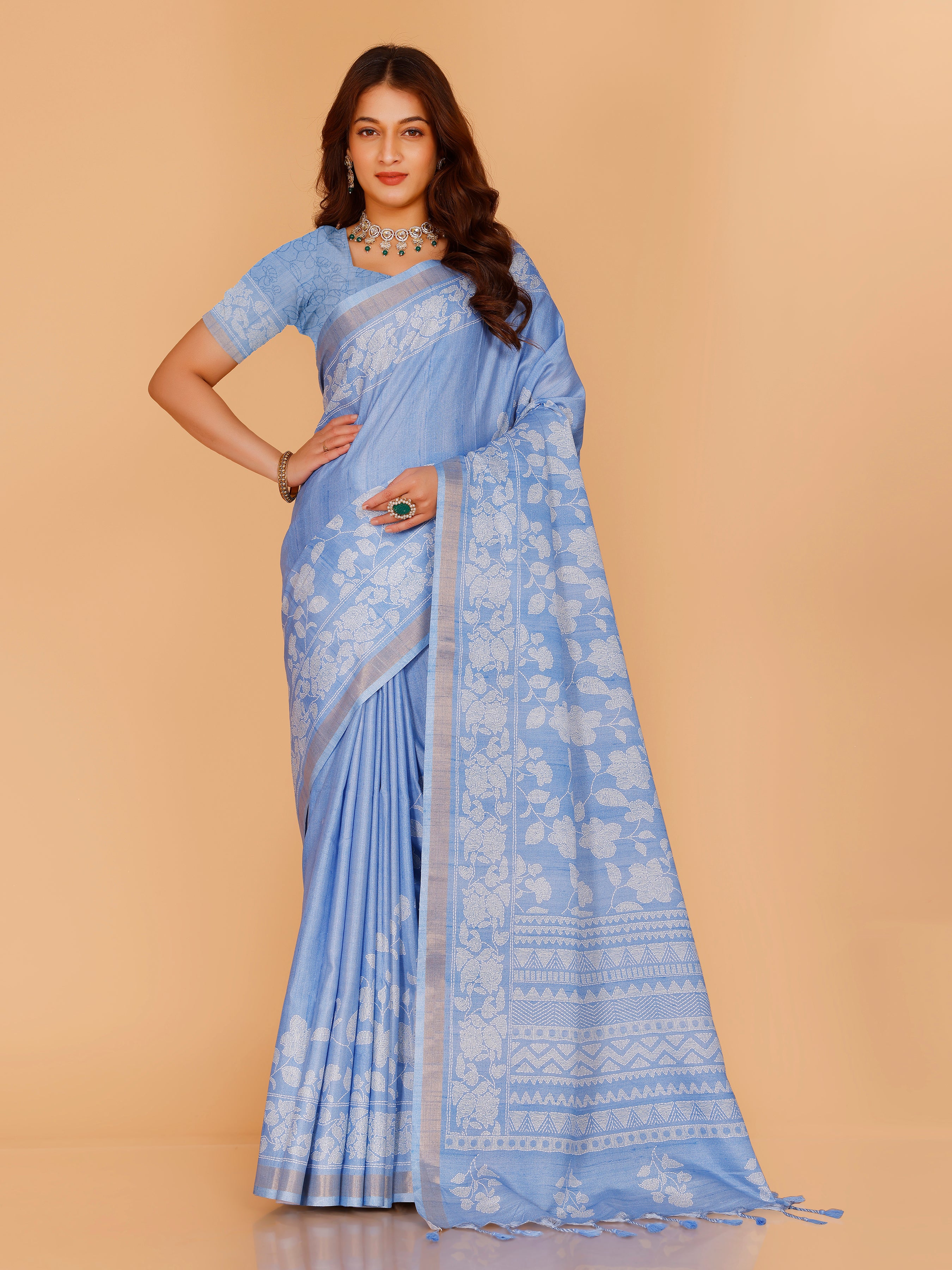 Vedanshi Saree
