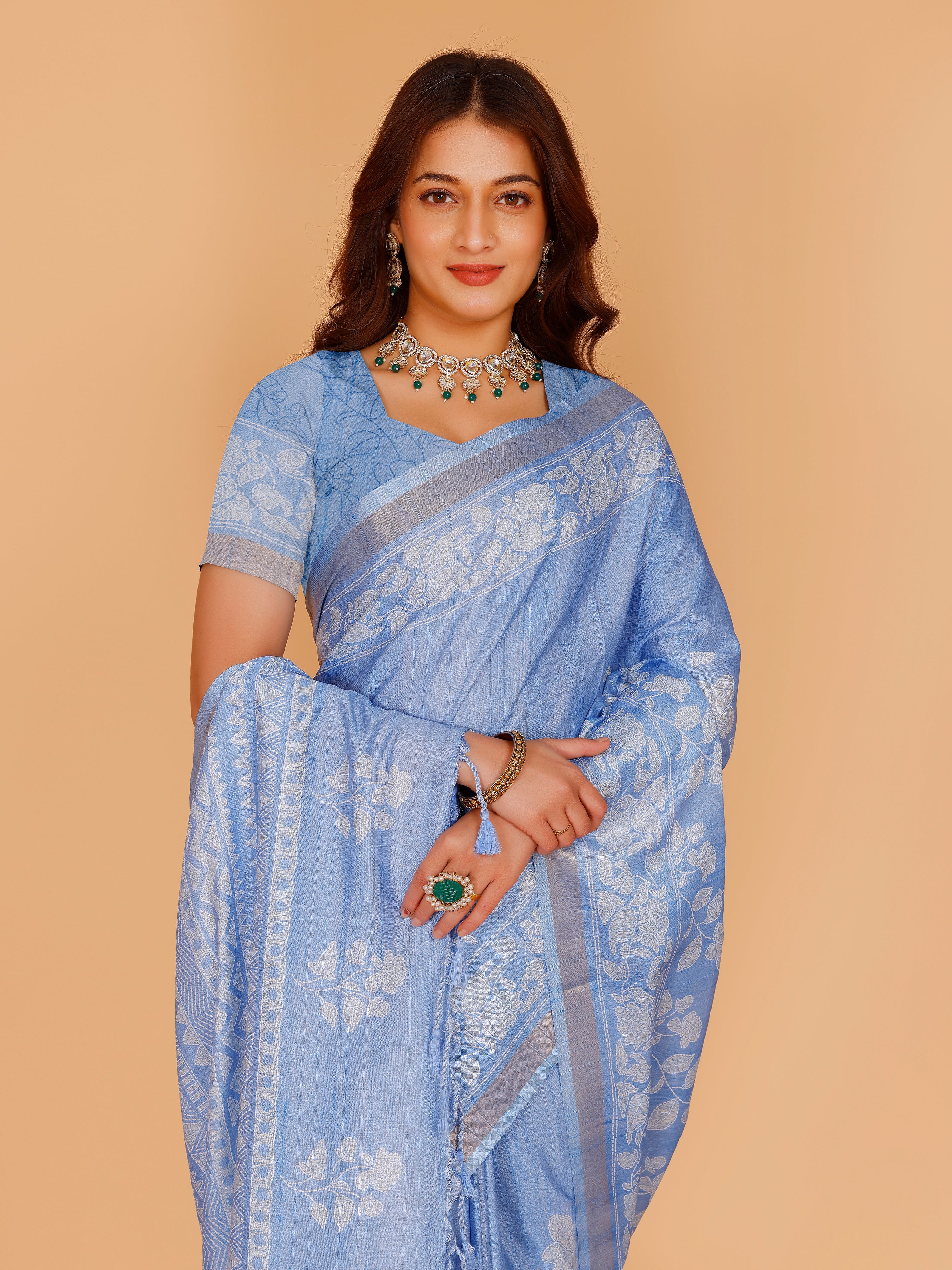 Vedanshi Saree