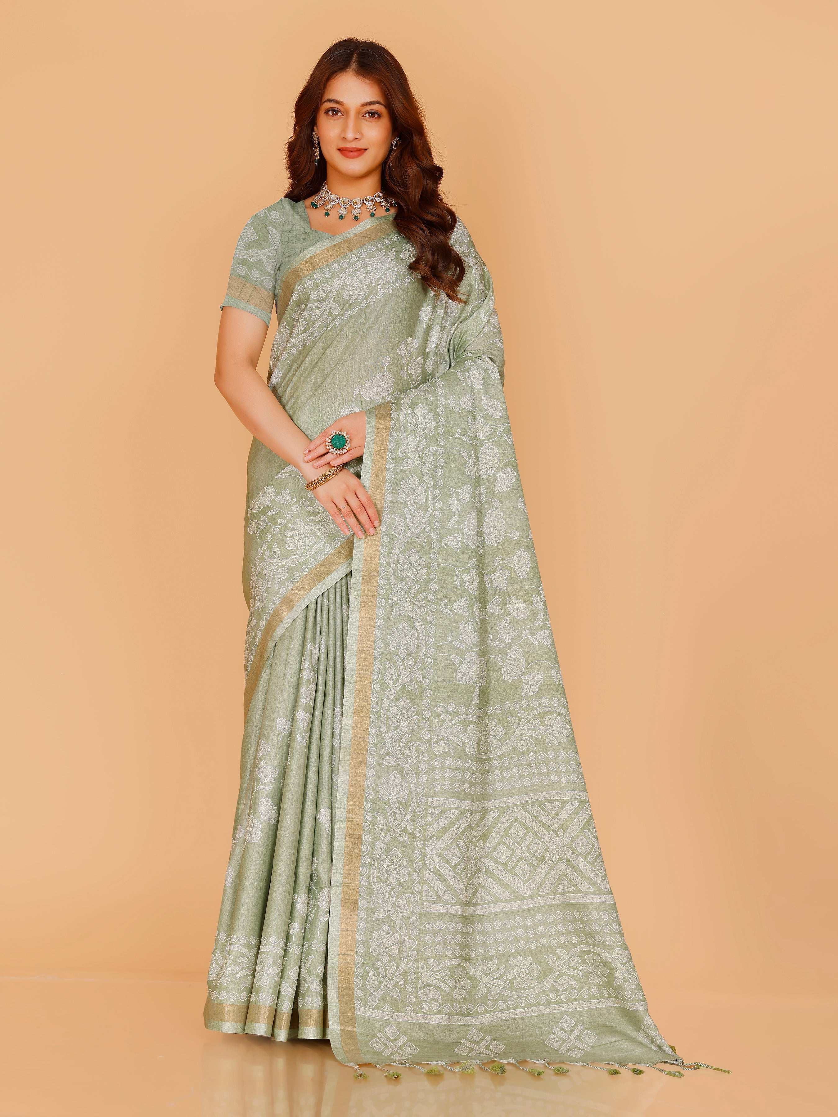 Vedanshi Saree