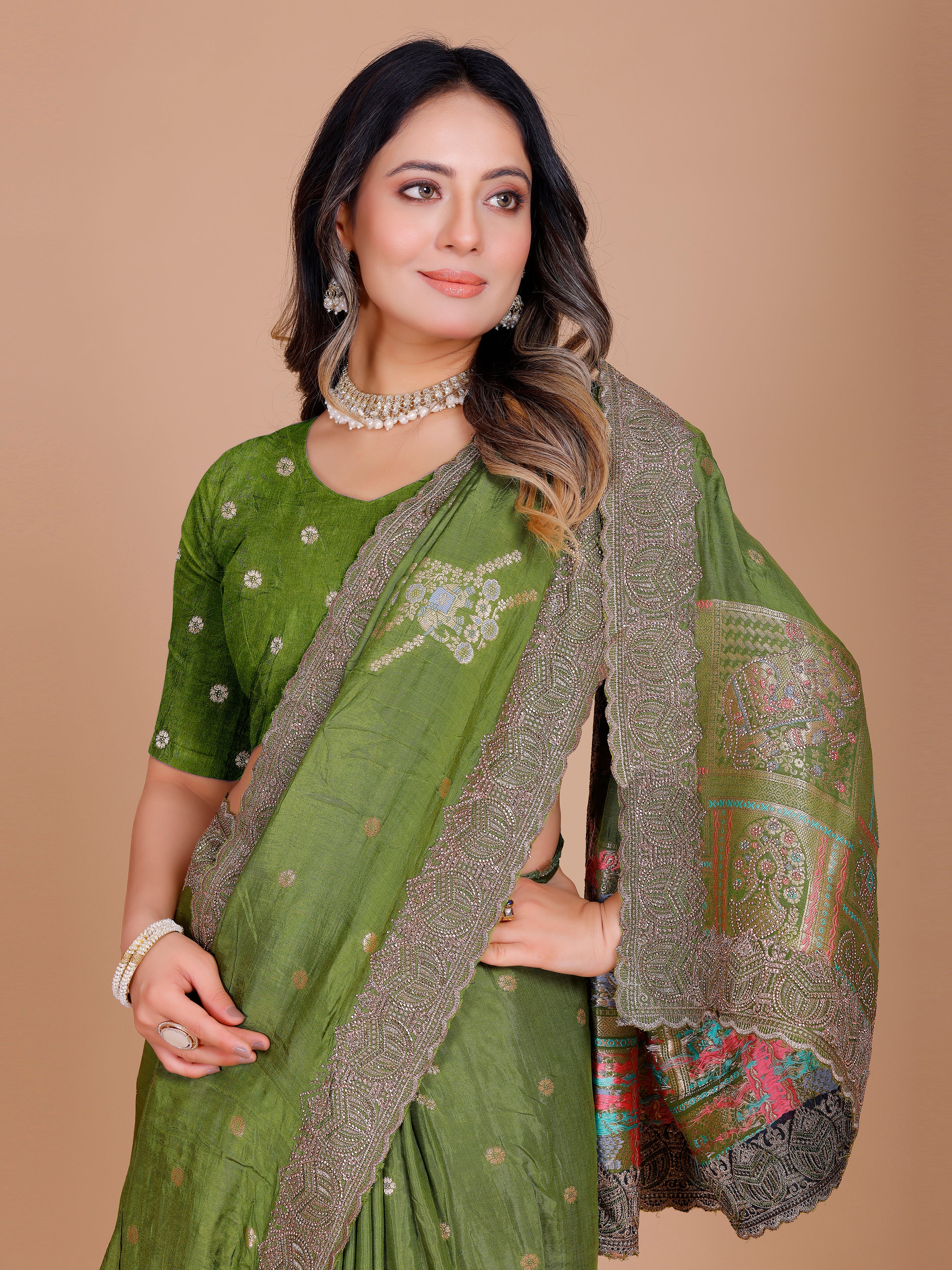Tanisha Saree - Roop Darshan
