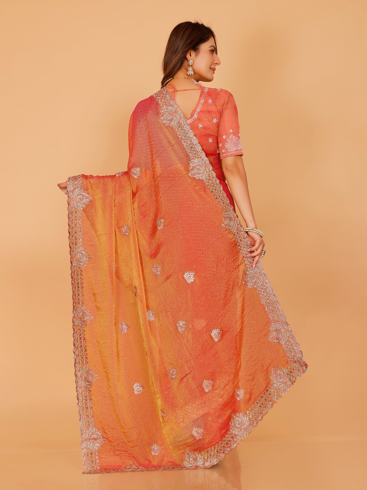 Saavi Saree