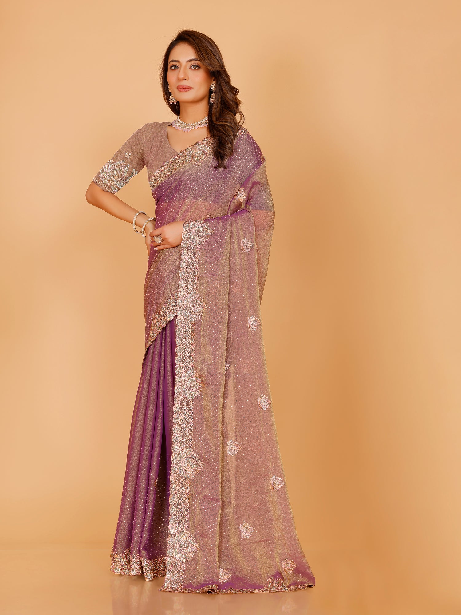 Saavi Saree