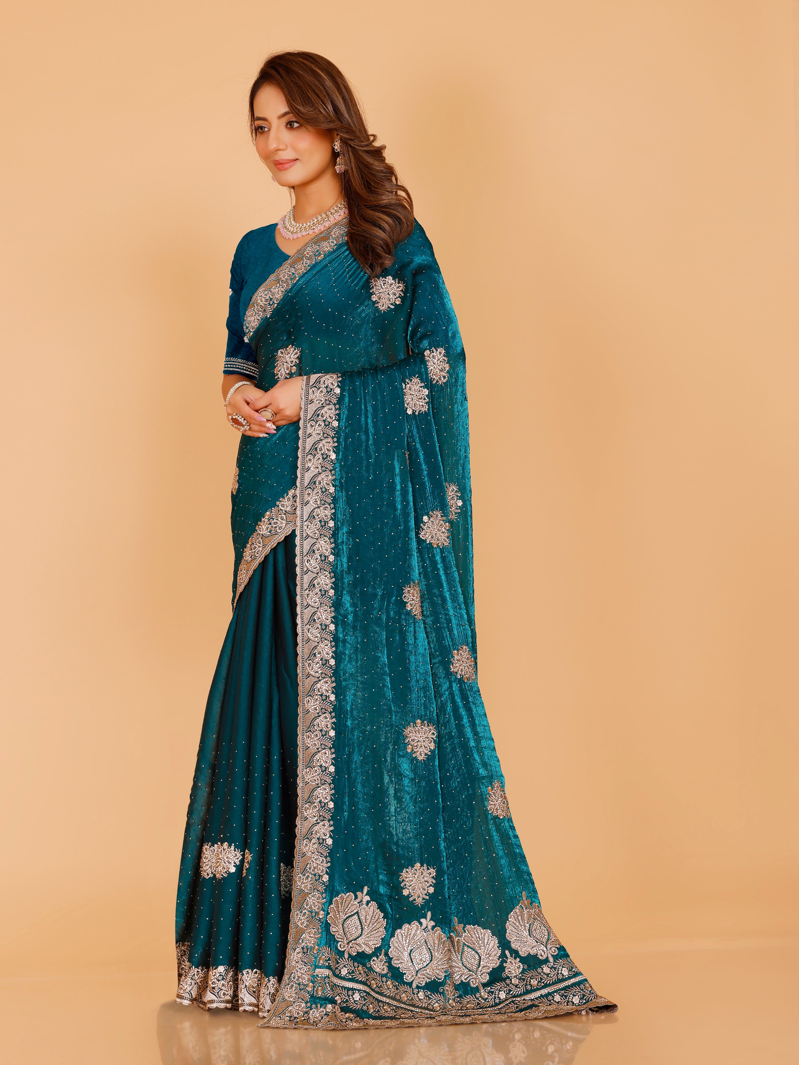 Anika Saree