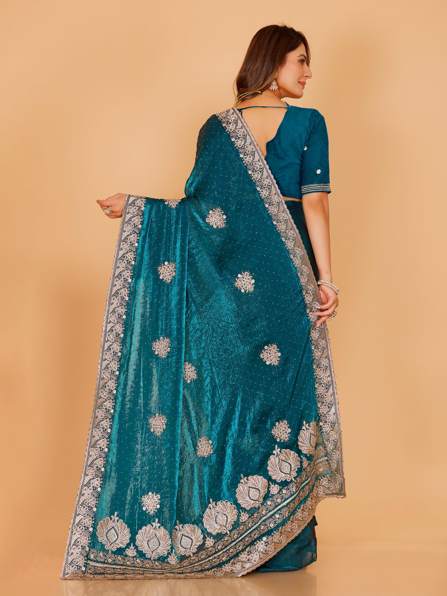 Anika Saree
