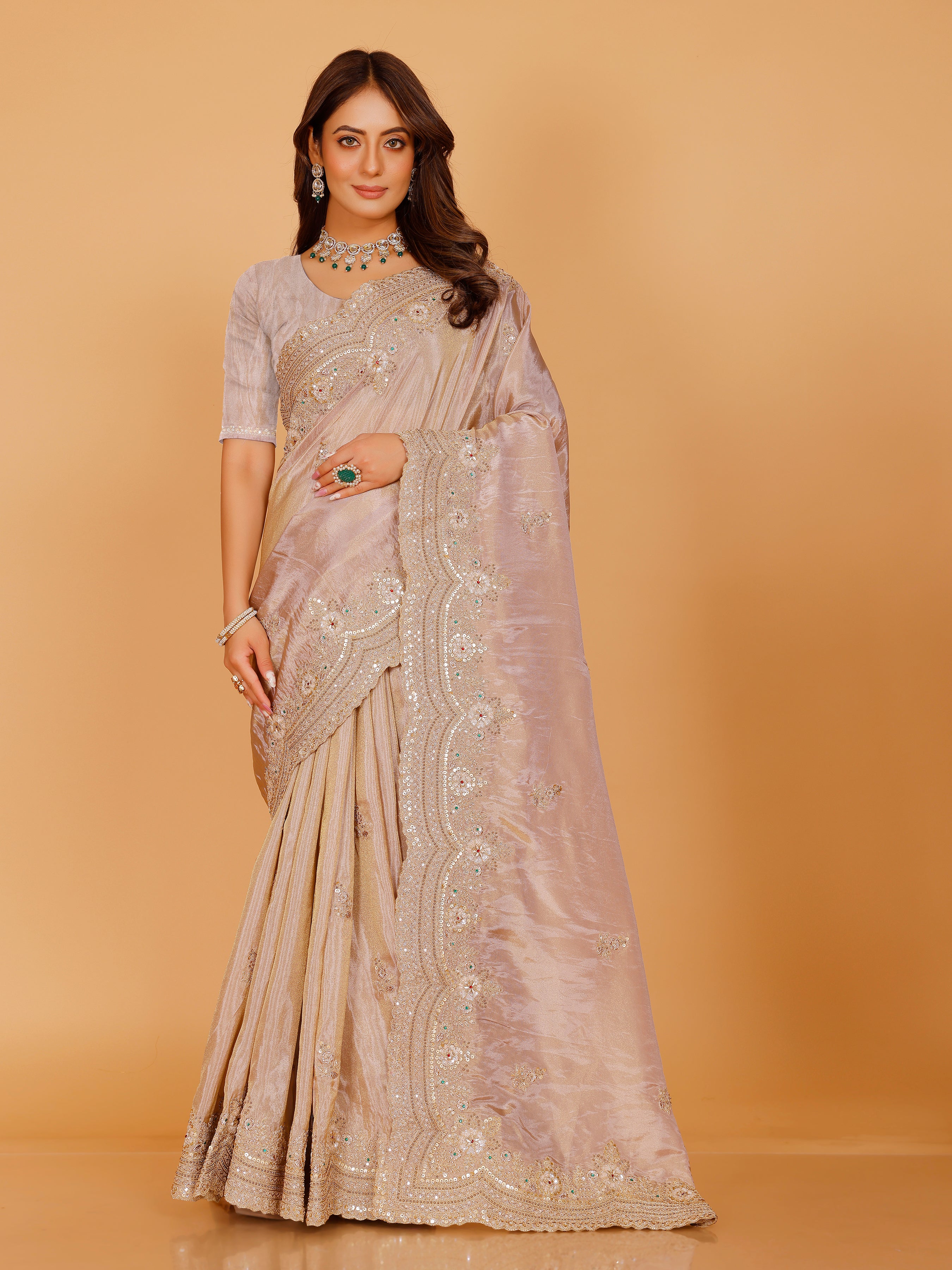 Harini Saree
