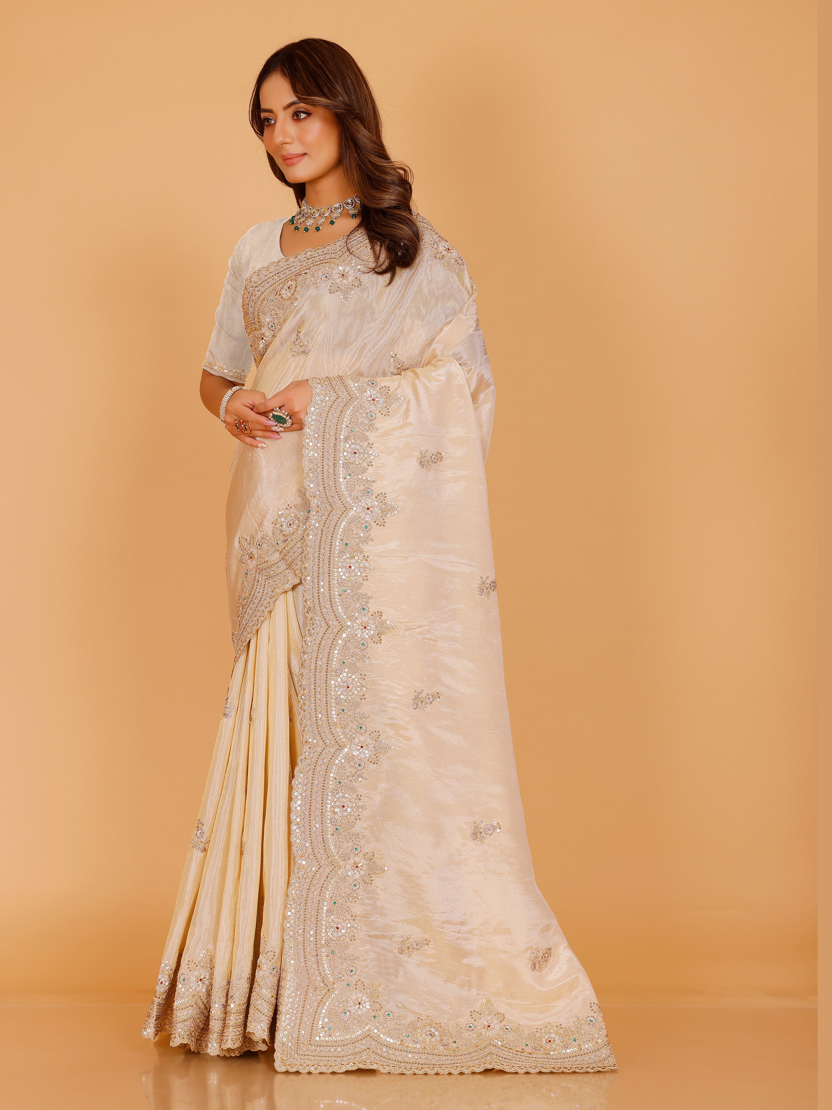 Harini Saree
