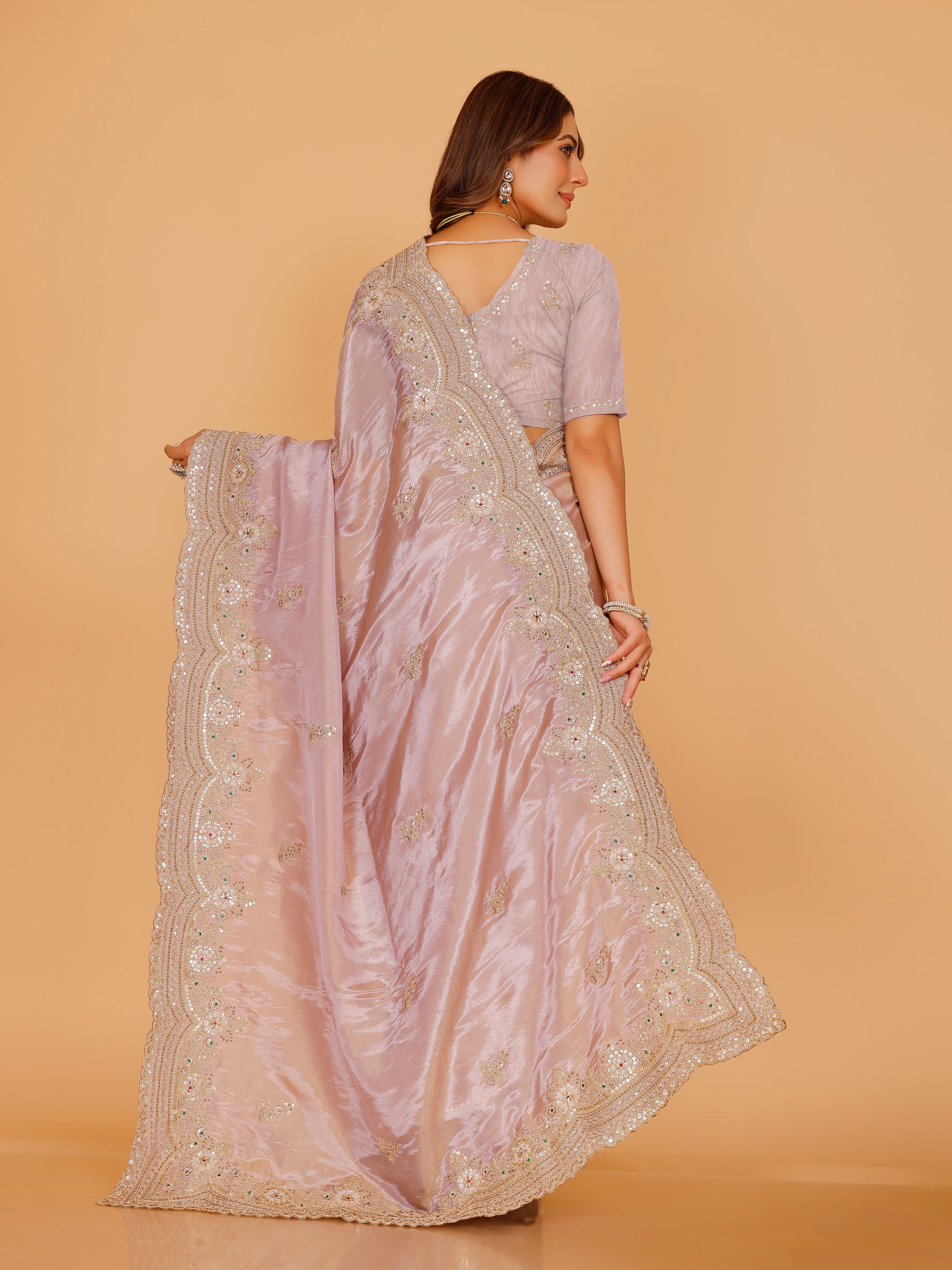 Harini Saree