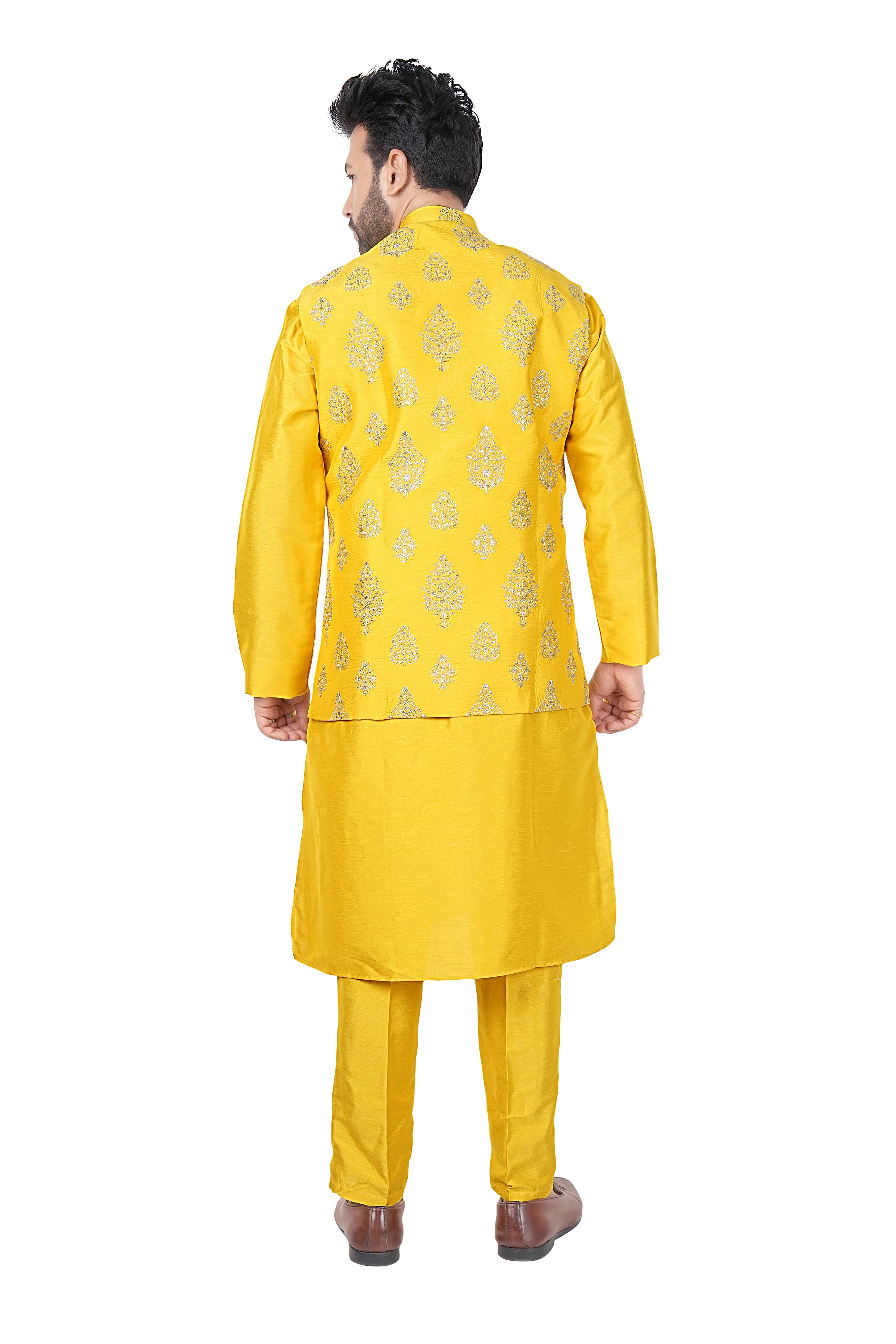 Mens Kurta Set With Jacket - Roop Darshan