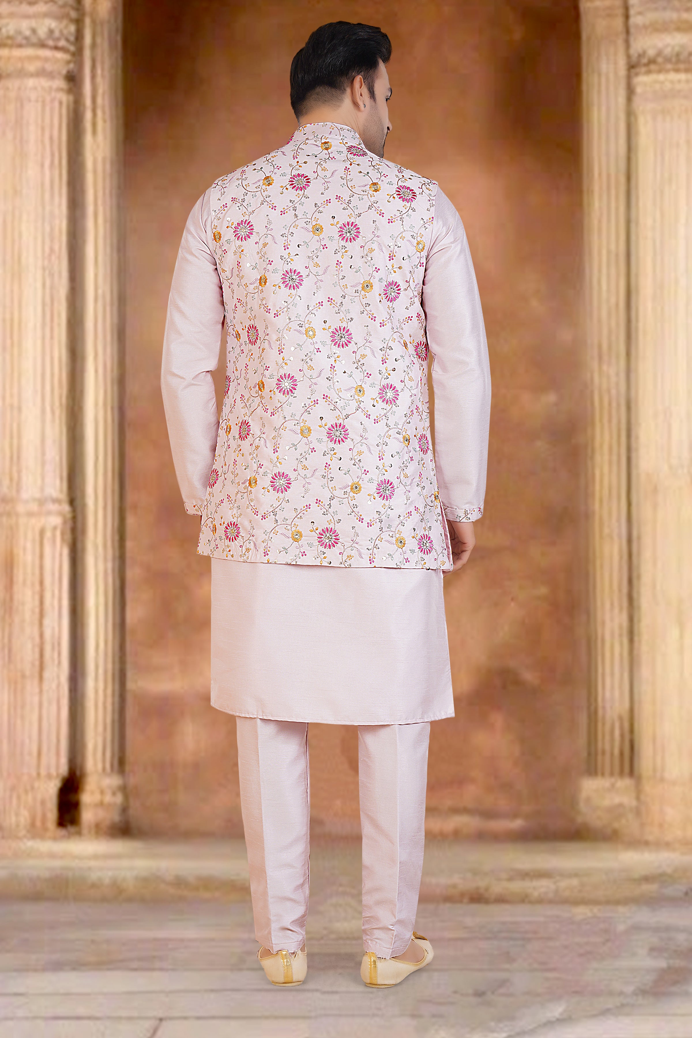 Mens Kurta Set With Jacket - Roop Darshan