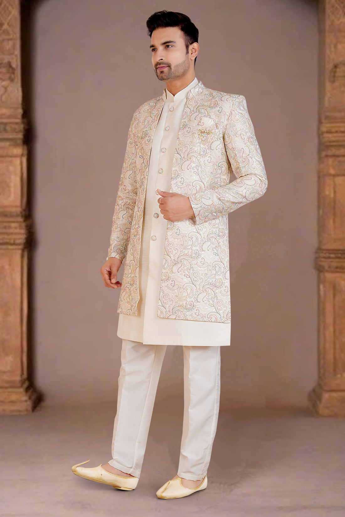 Mens Kurta Set With Jacket - Roop Darshan