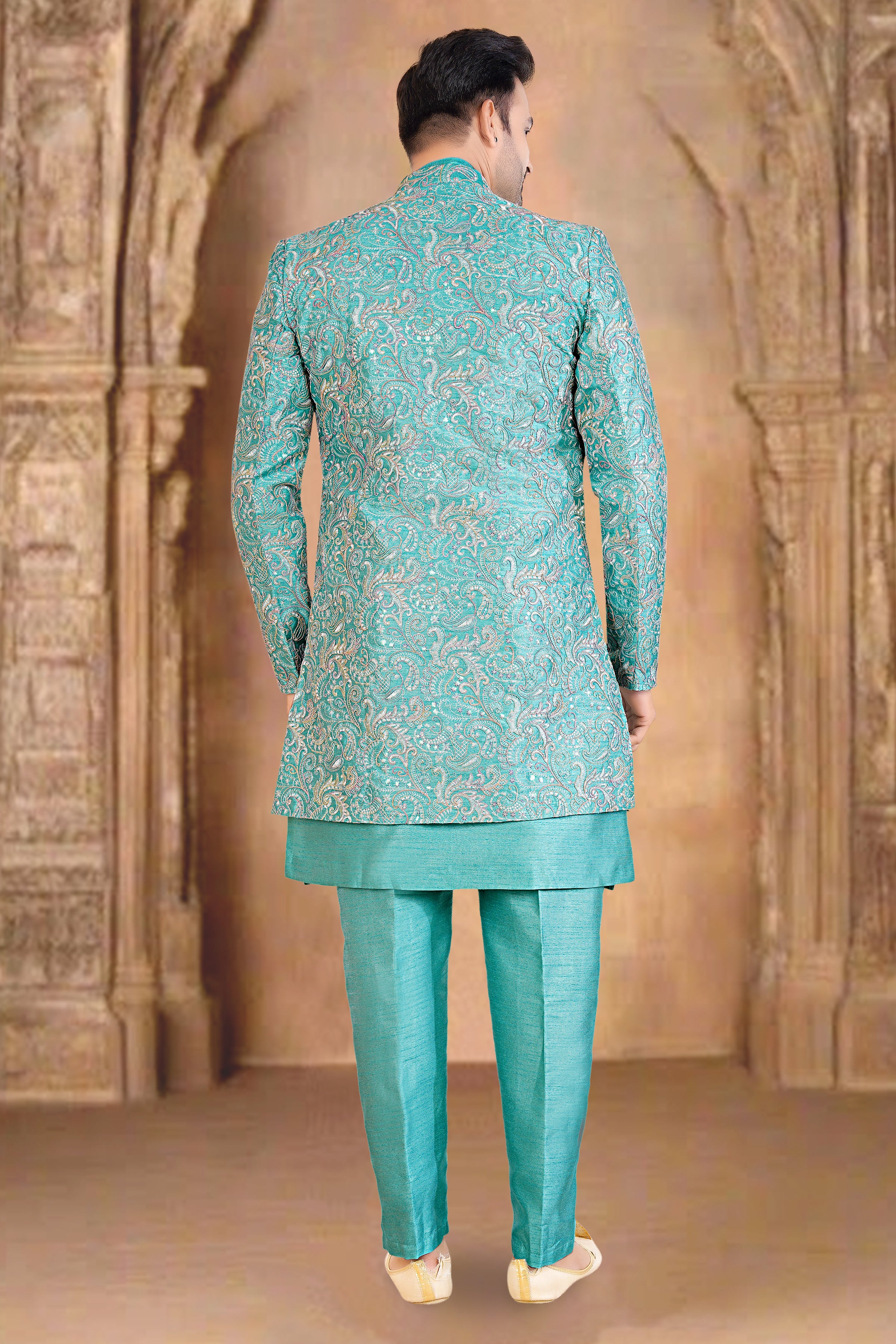 Mens Kurta Set With Jacket - Roop Darshan
