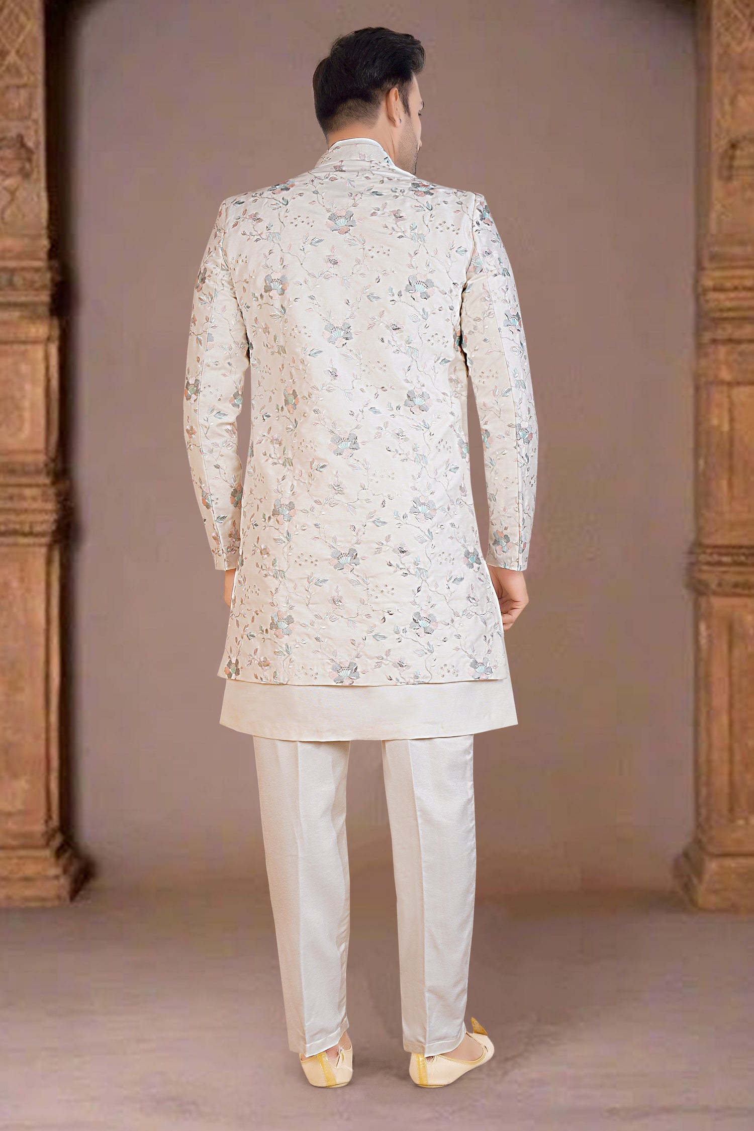 Mens Kurta Set With Jacket - Roop Darshan