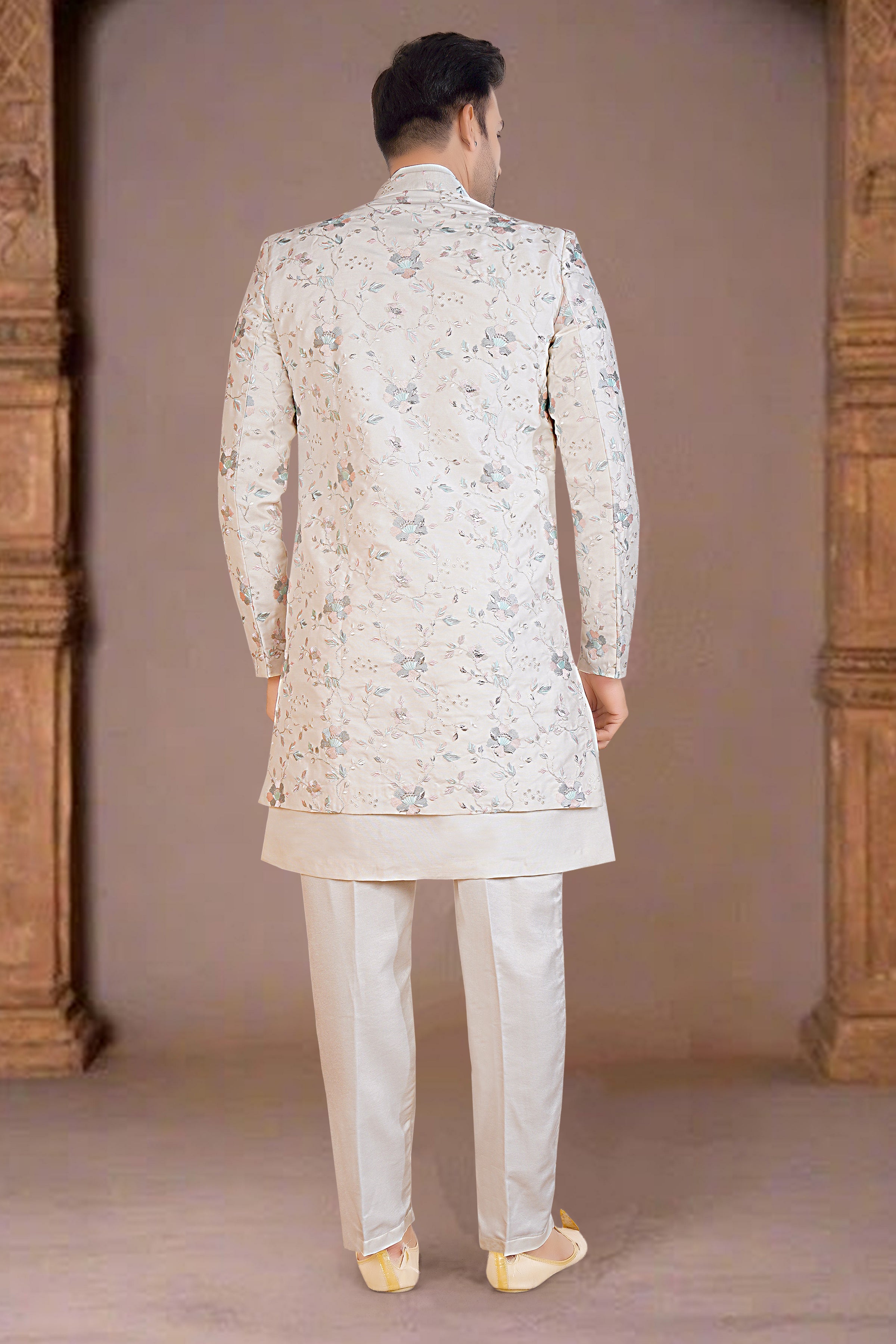 Mens Kurta Set With Jacket - Roop Darshan
