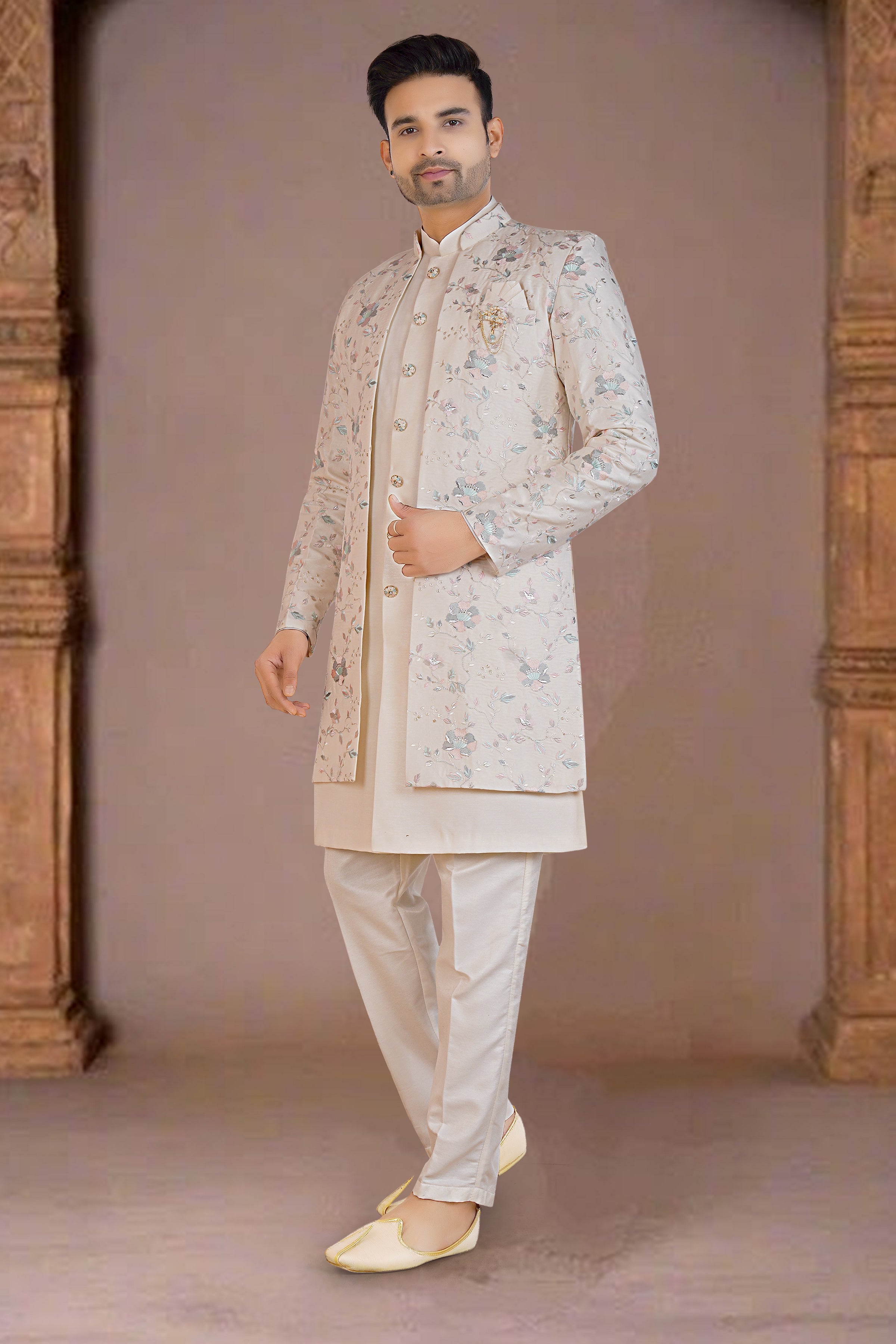 Mens Kurta Set With Jacket - Roop Darshan
