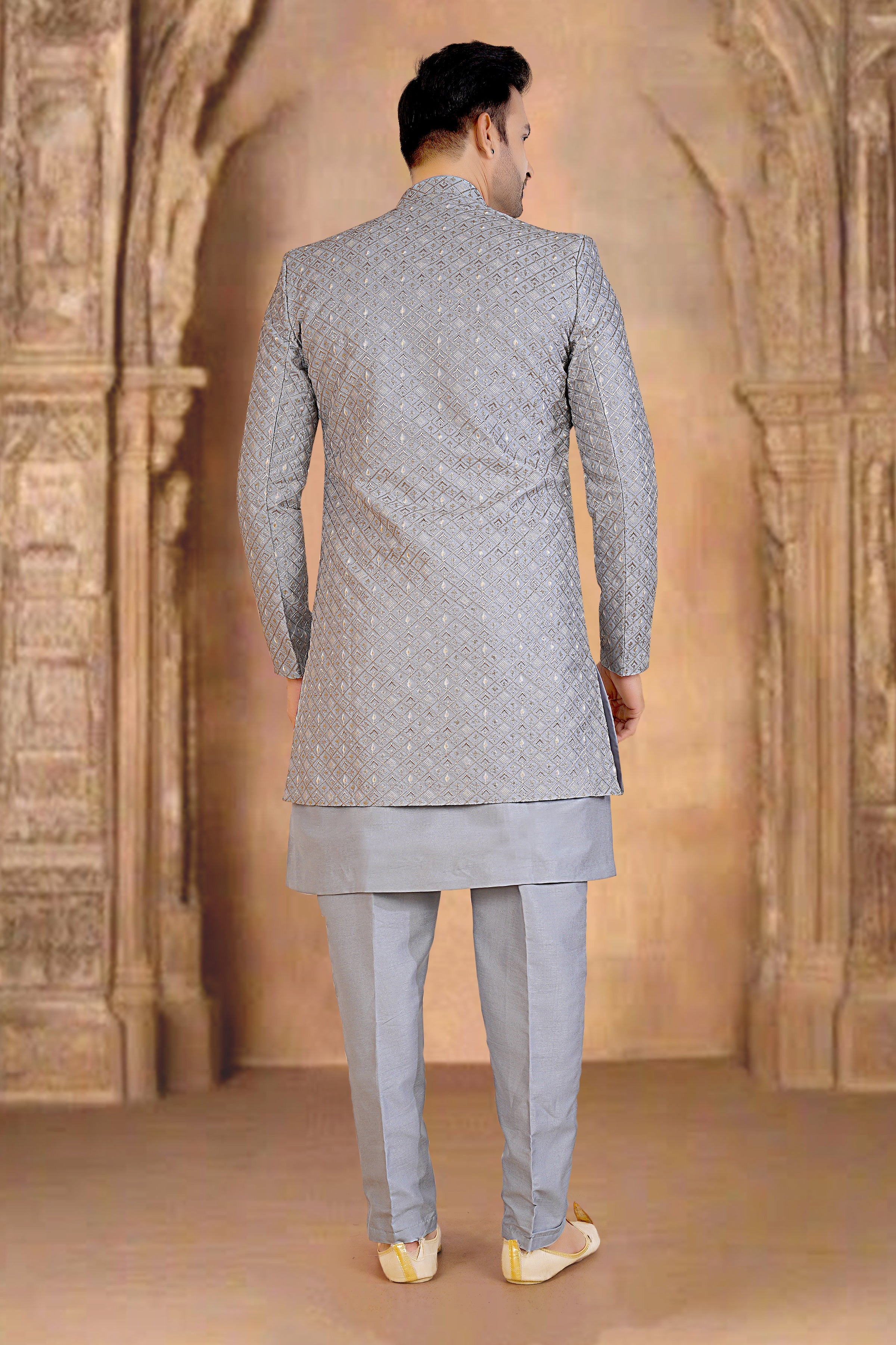 Mens Kurta Set With Jacket - Roop Darshan