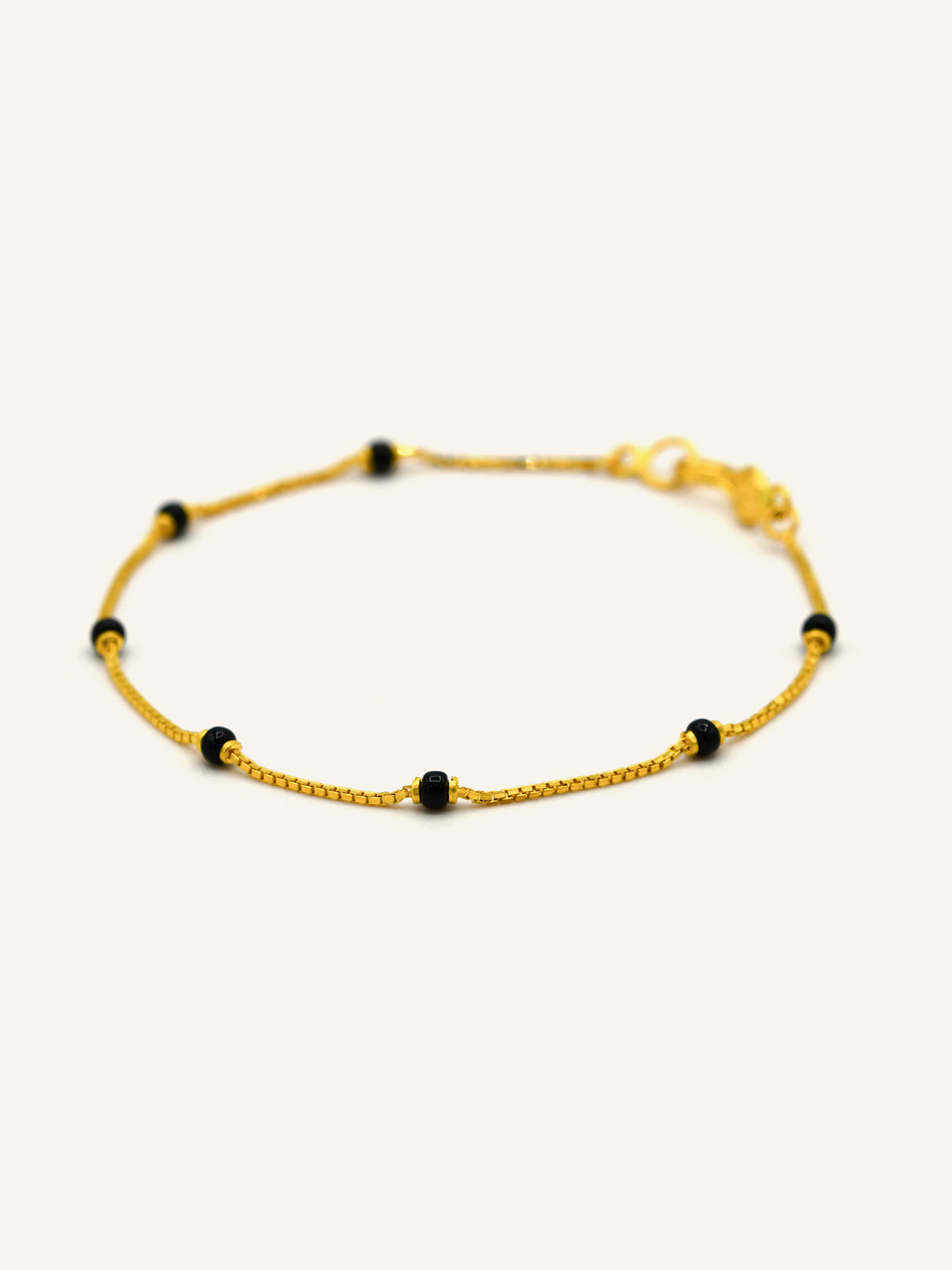 22ct Gold Black Bead Bracelet