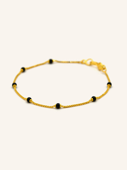 22ct Gold Black Bead Bracelet