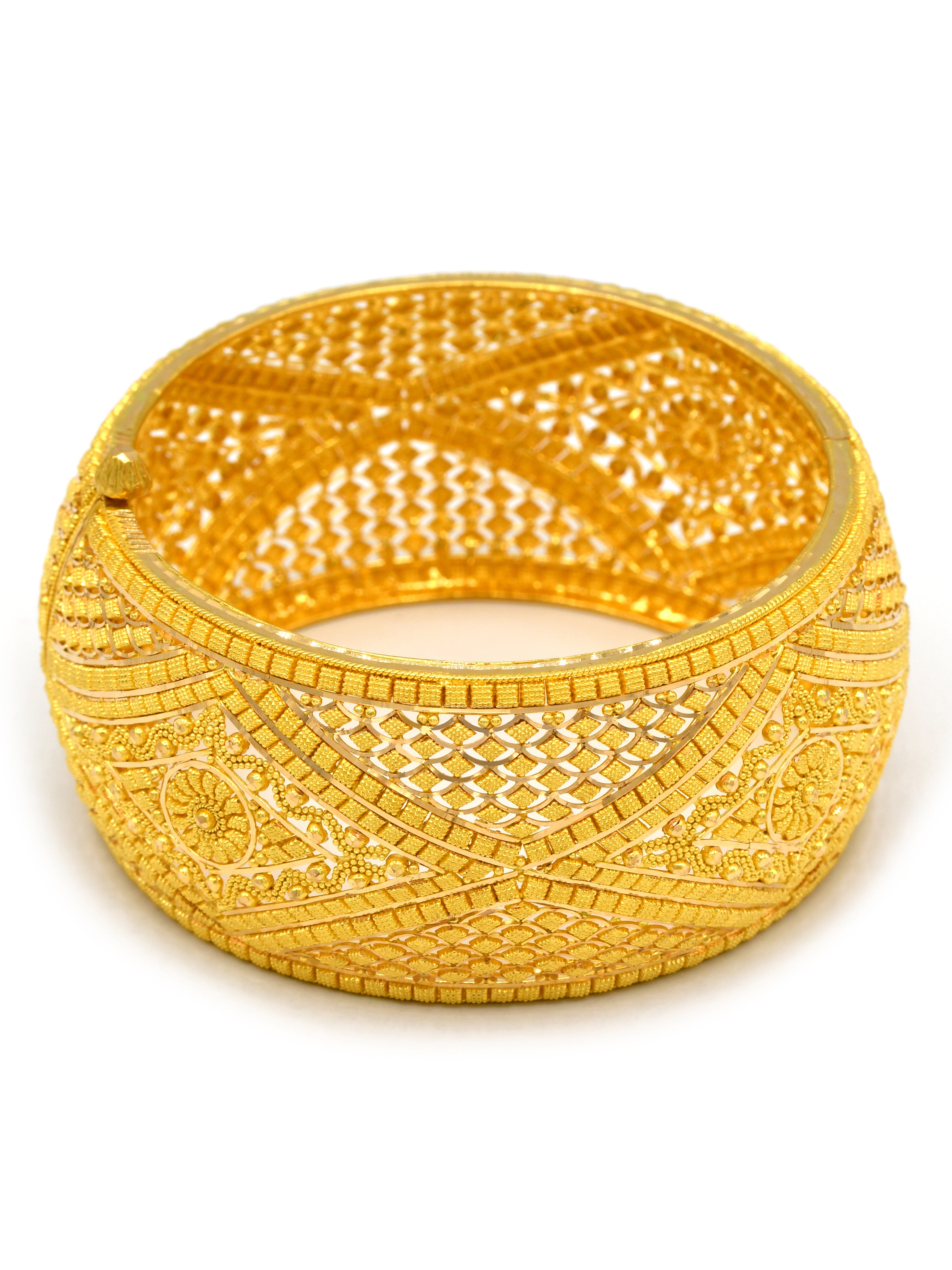 22Ct Gold 1 Piece Screw Patta Bangle - Roop Darshan