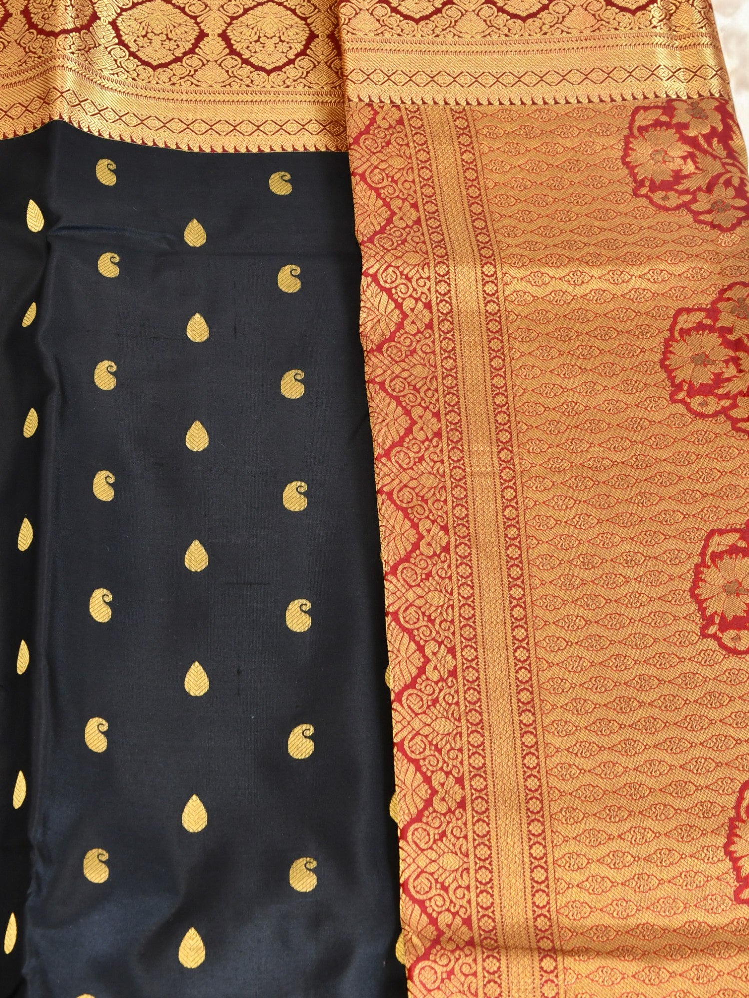 Ruhi Pure Silk Saree