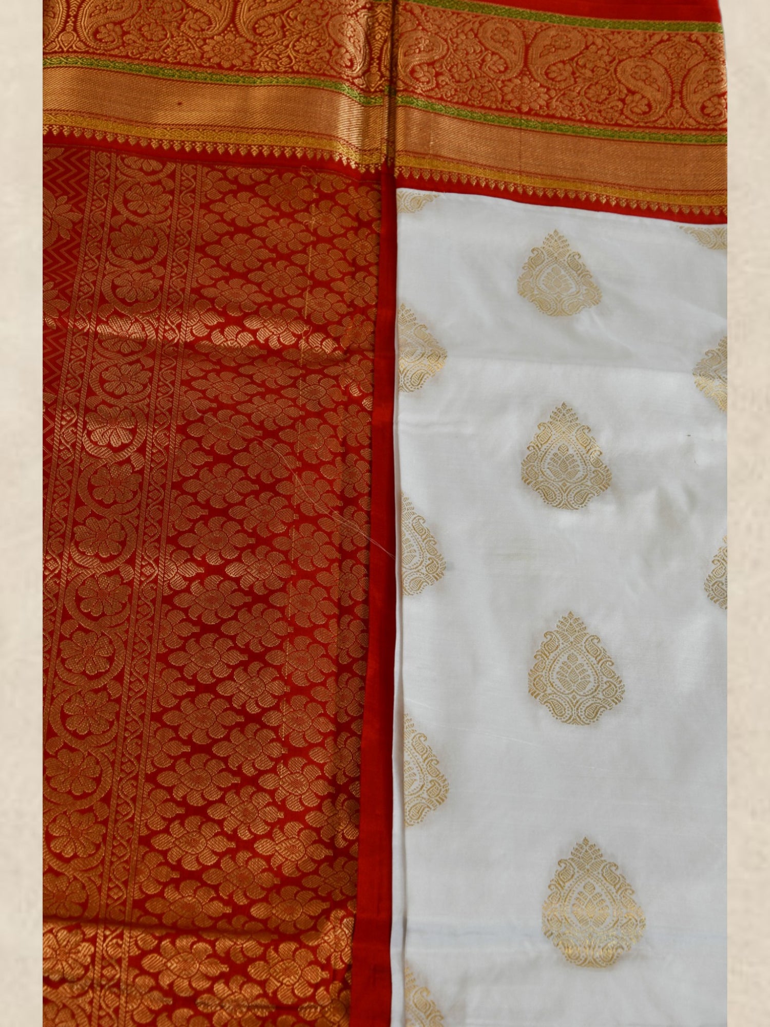 Vandana Weaving Pure Silk Saree