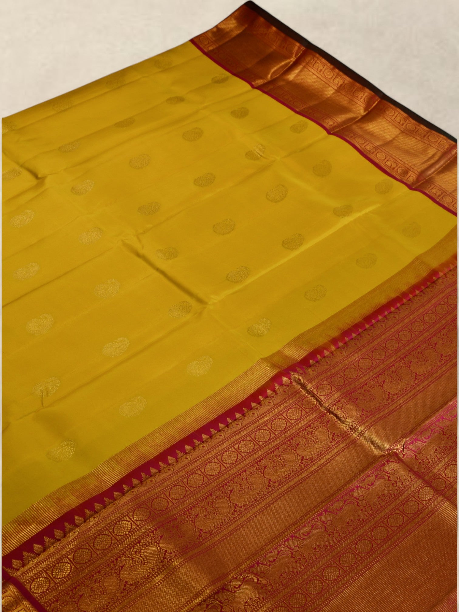 Nilam Pure Silk Saree